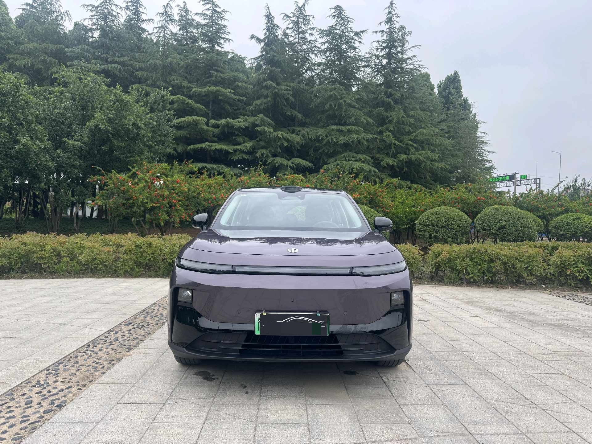 零跑 2025款 B10 510激光雷达智驾版