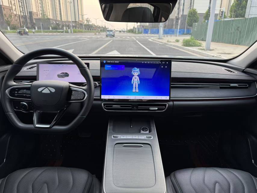 Chery 2025 Fengyun A8L 1.5TGDI 145km Luxury