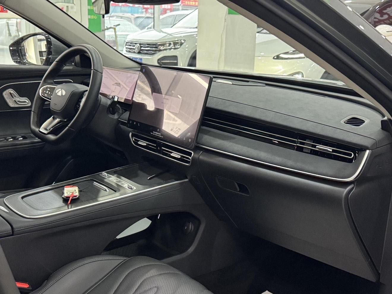 奇瑞 2025款 风云A8L 1.5TGDI 145km 豪华型