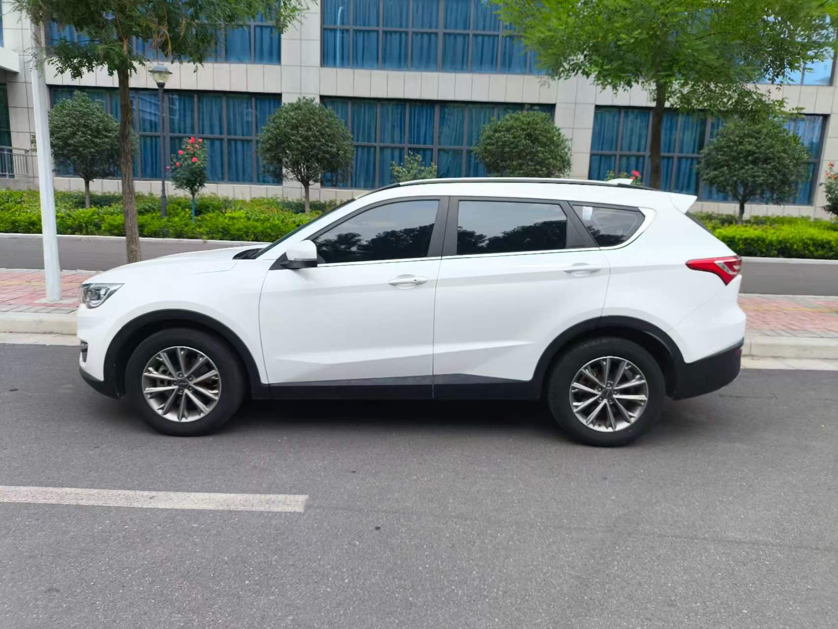 JETOUR 2020 X70S 1.5T Xingchen Edition 5-Seater