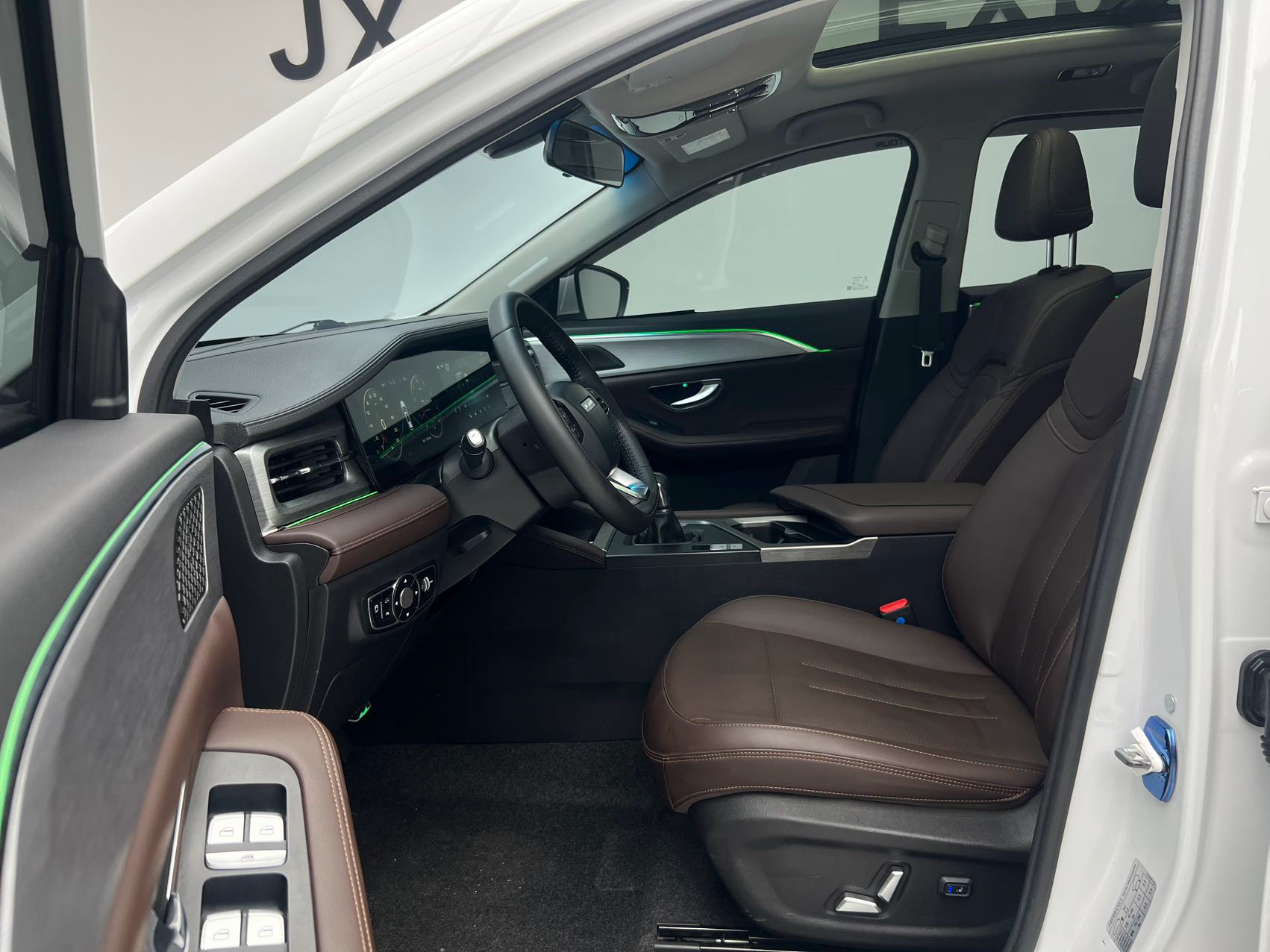 JETOUR 2021 X90 PLUS 1.5T Fudi 7-Seater