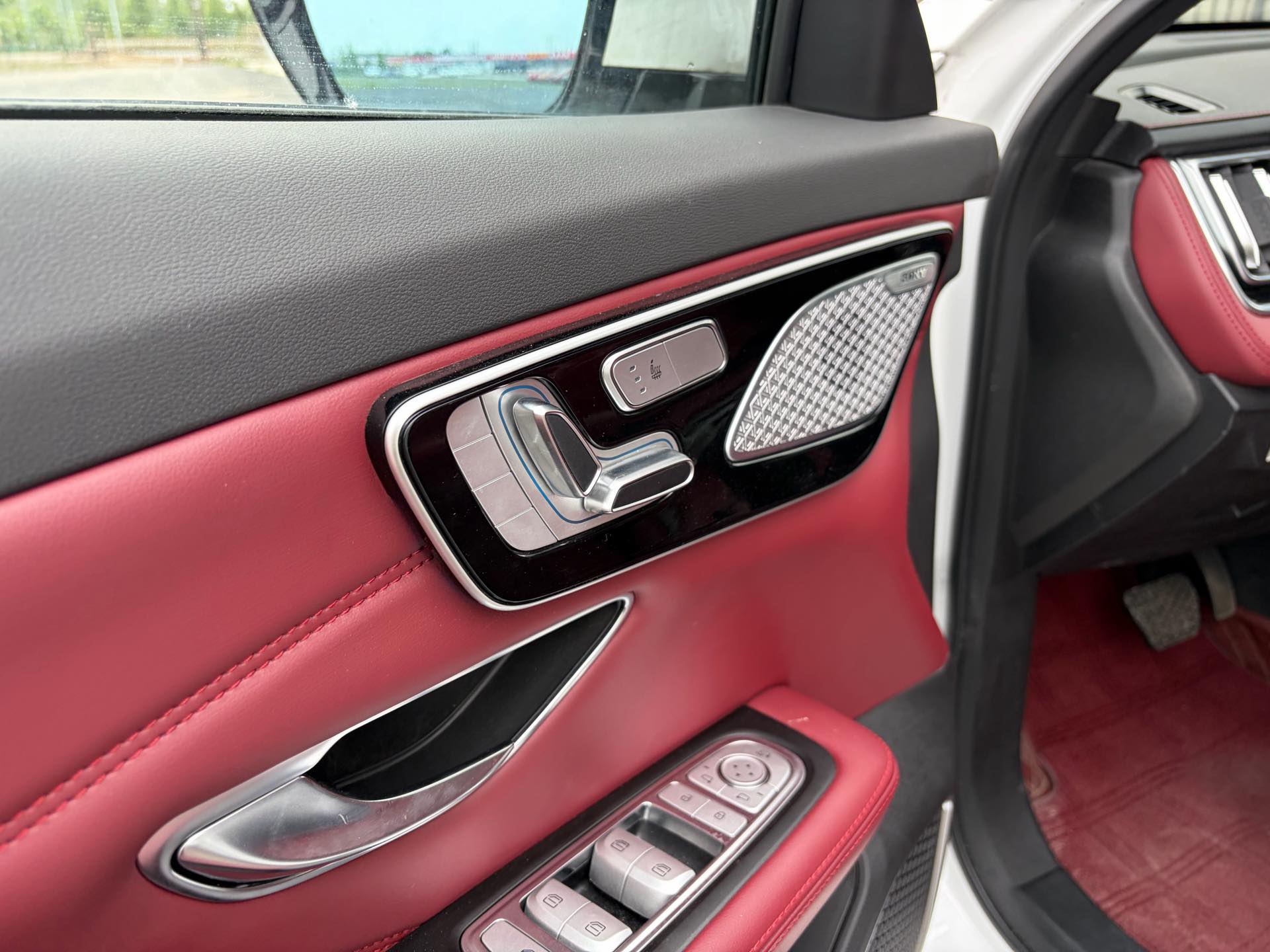 JETOUR 2025 X70 PLUS 1.5T Flagship 7-Seater