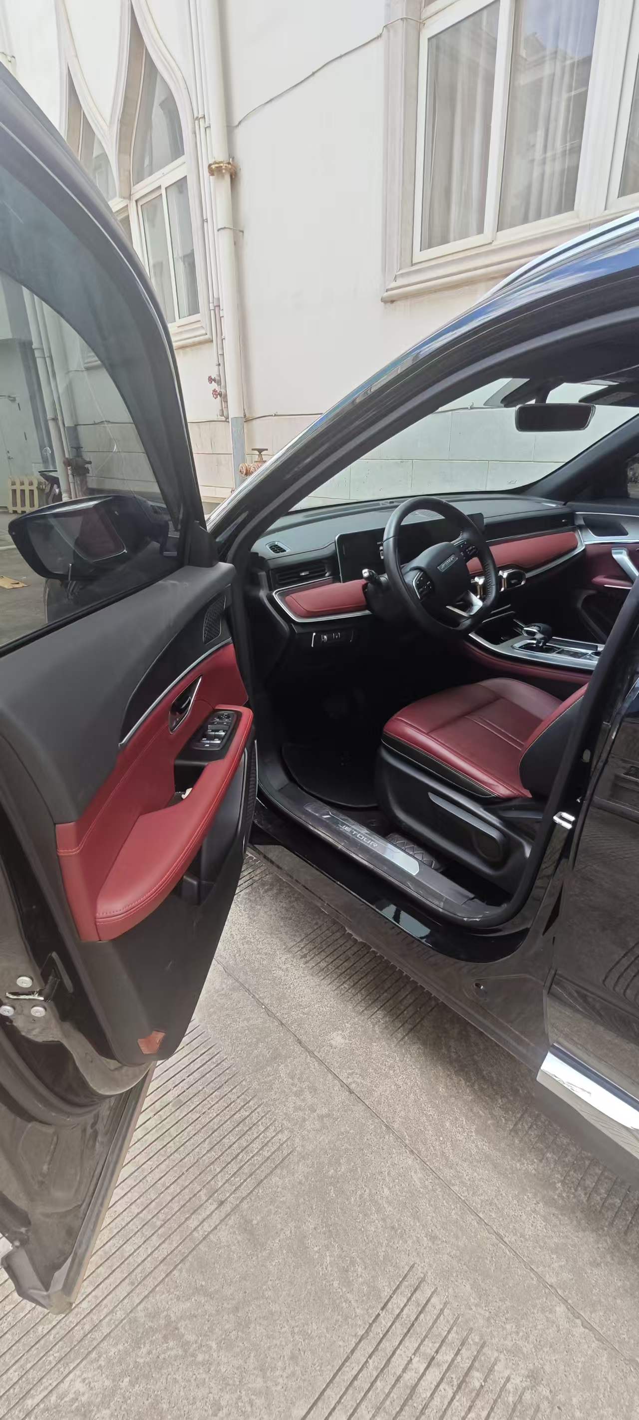 JETOUR 2024 X70 PLUS 1.5T Champion Edition PRO 7-Seater