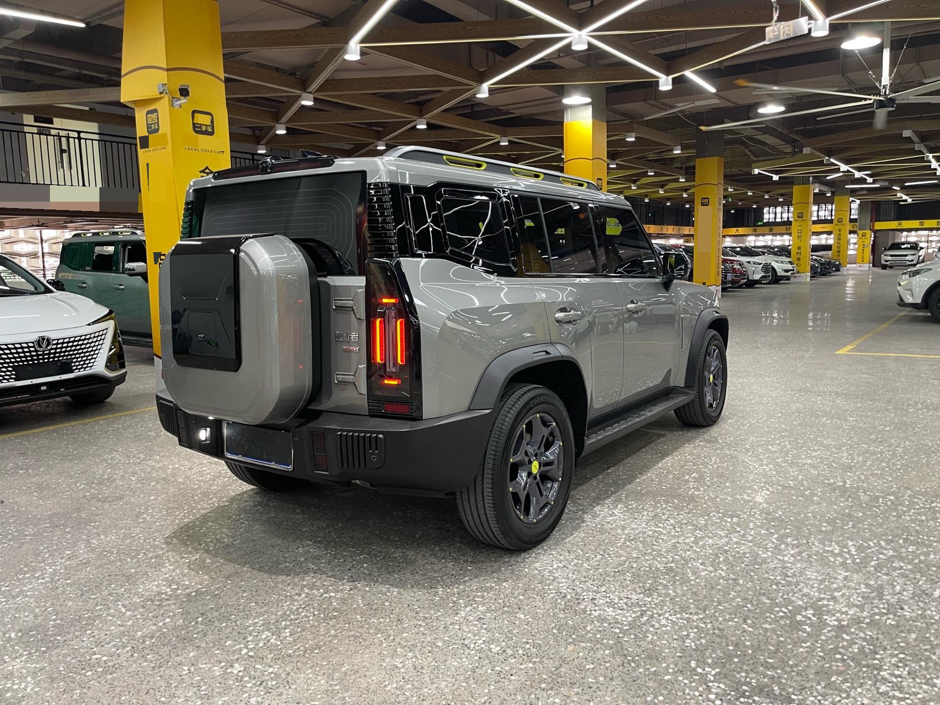 JETOUR 2023 Traveler 2.0T 4WD Cross PRO