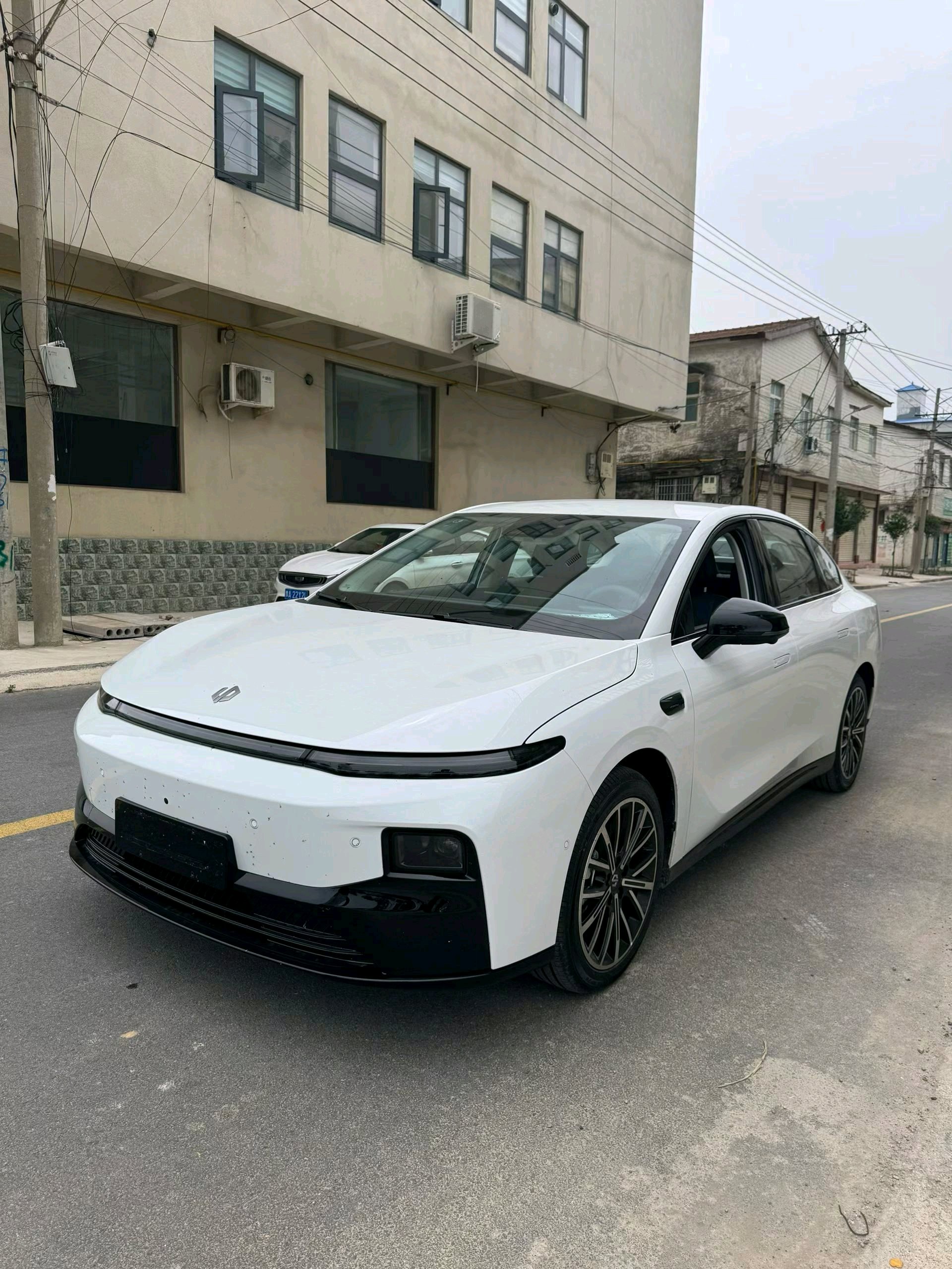 零跑 2025款 B01 550舒享版
