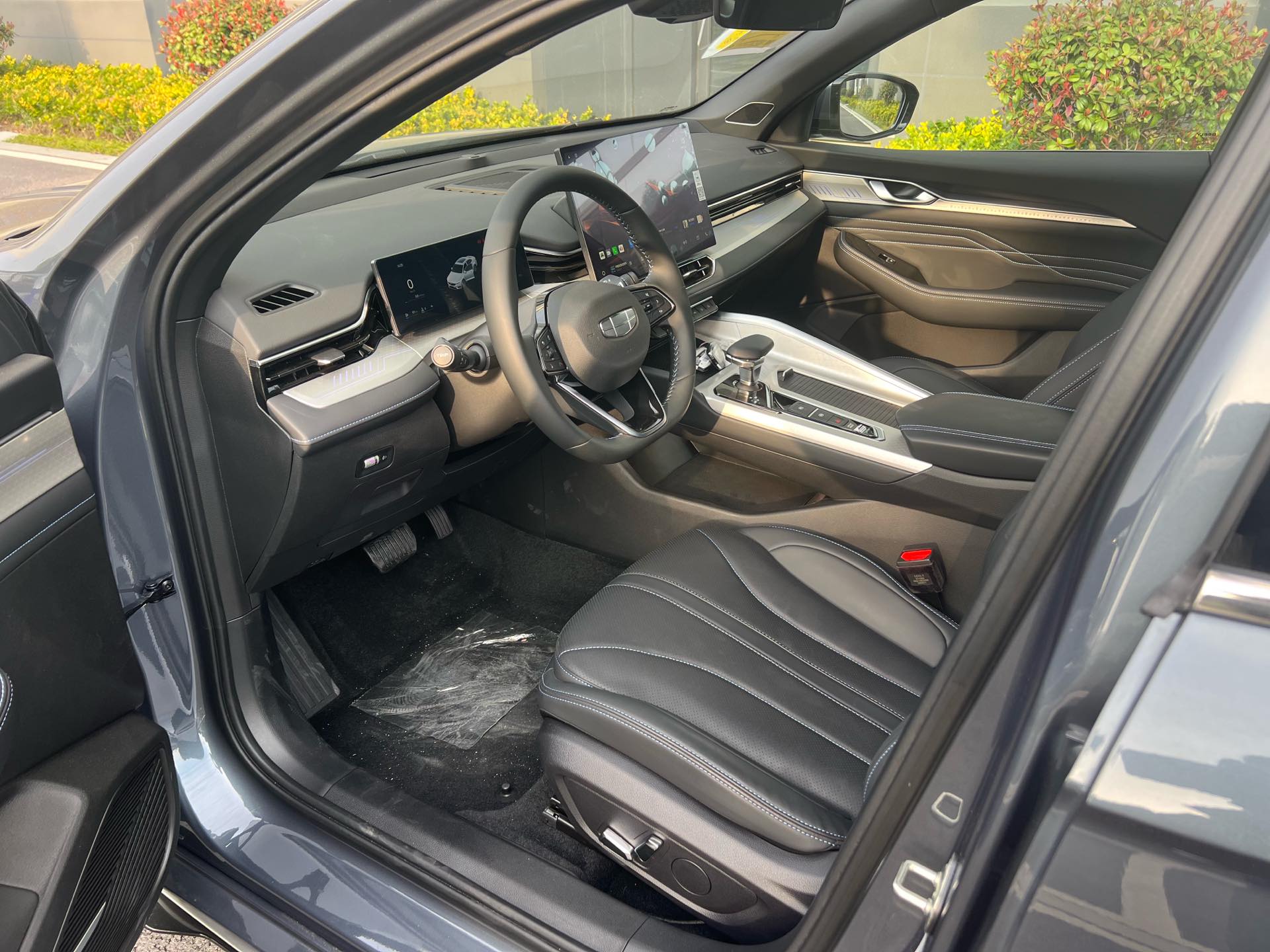 Geely 2025 Xingrui 1.5TD Dongfangyao Kunlun Edition