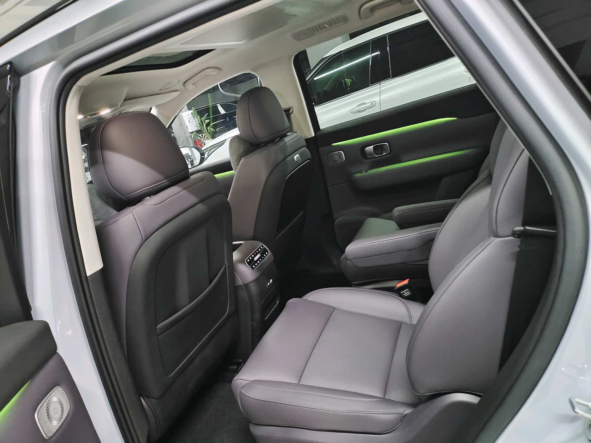 Leapmotor 2026 C16 630 LiDAR Ultimate 6-Seater