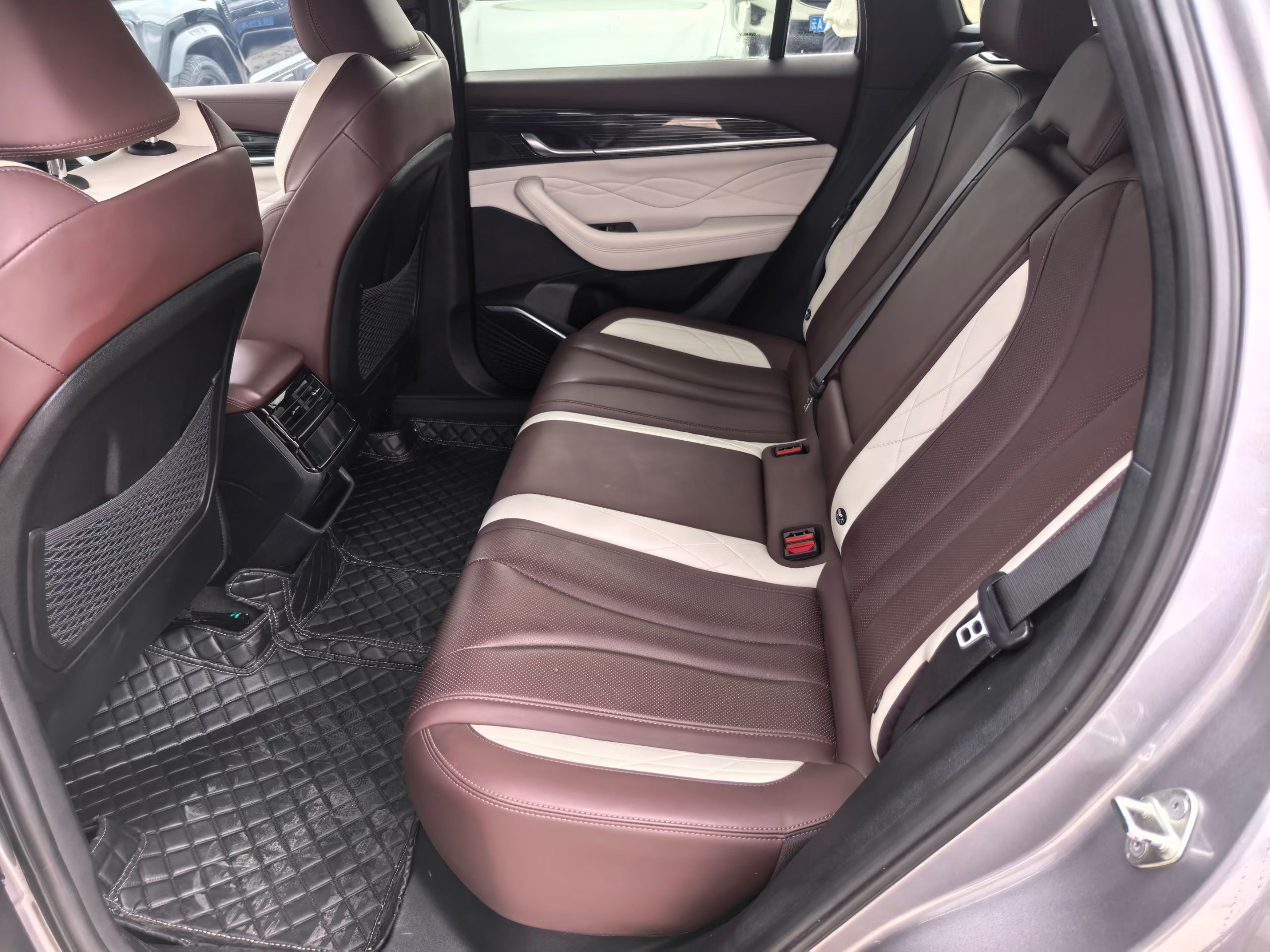 Geely 2021 Xingyue L 2.0TD EVO two-wheel drive Zhizun