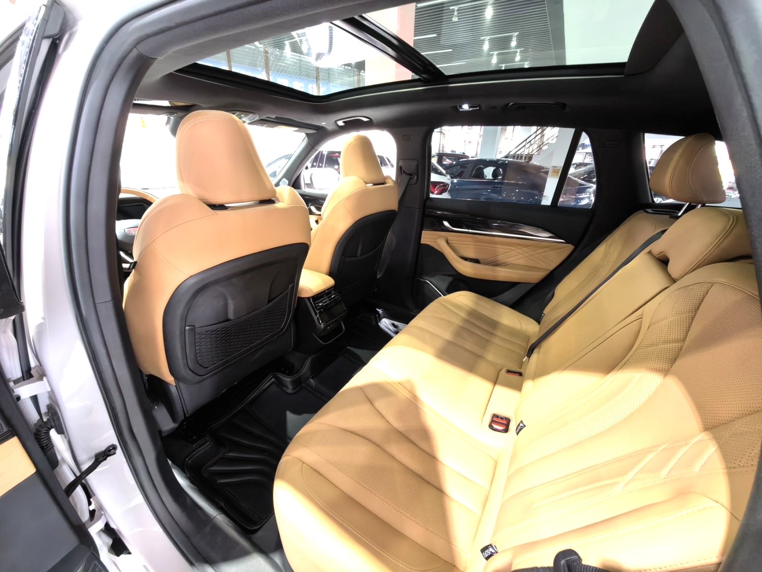 Geely 2024 Xingyue L Zhiqing 1.5T Tiangui Edition