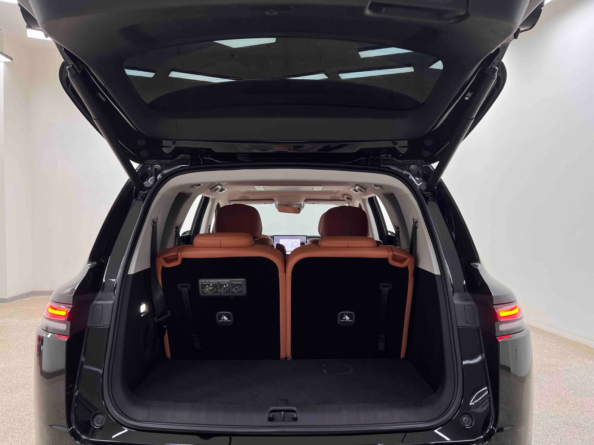 Leapmotor 2026 C16 280 LiDAR Zhizun Edition 6-Seater