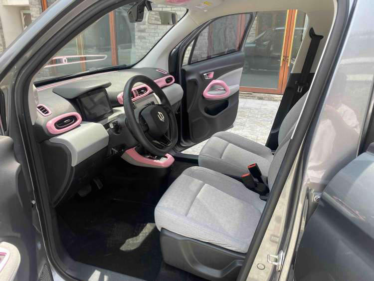 Leapmotor 2022 T03 Amber Edition