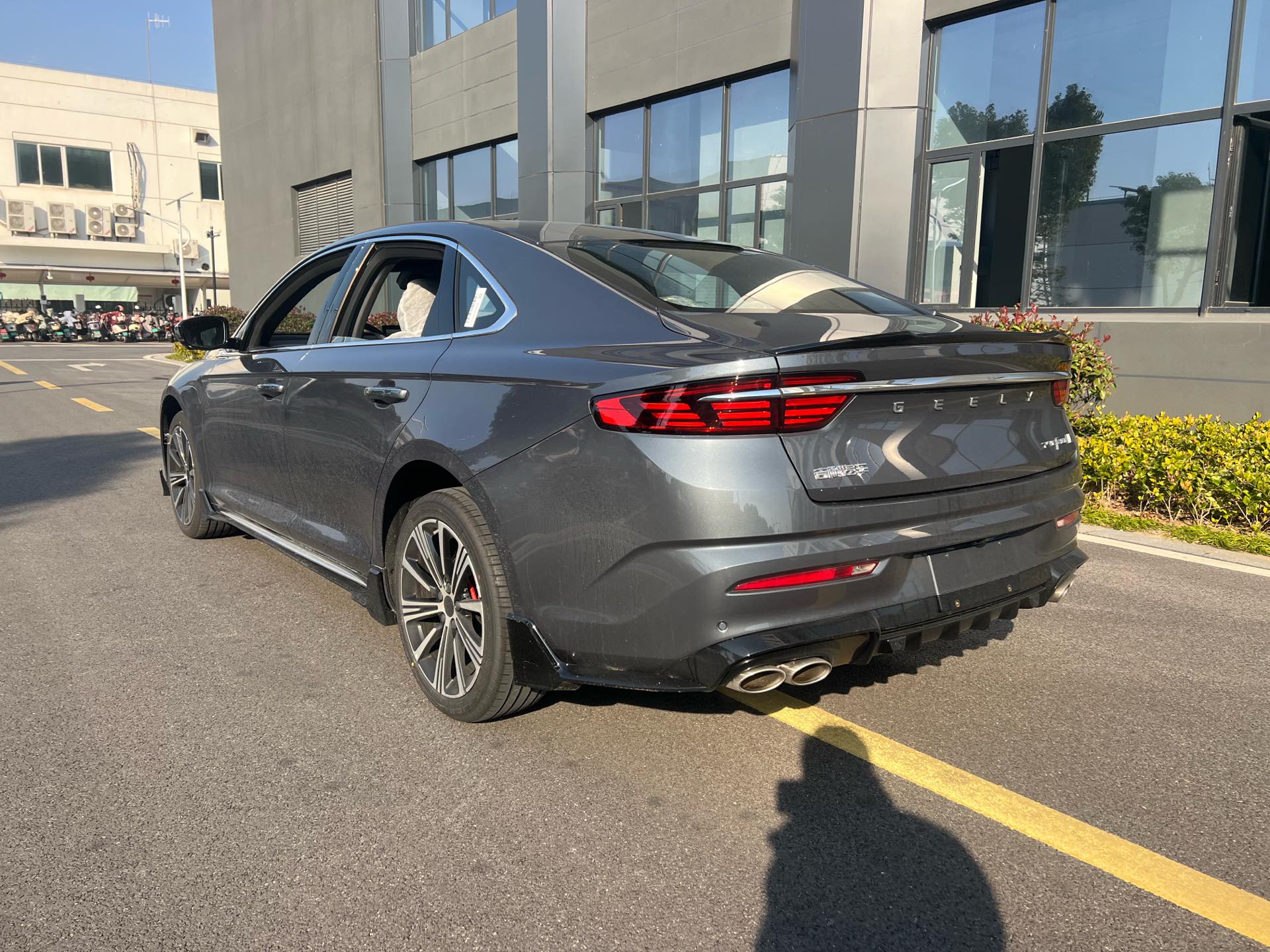 Geely 2025 Xingrui 1.5TD Dongfangyao Kunlun Edition