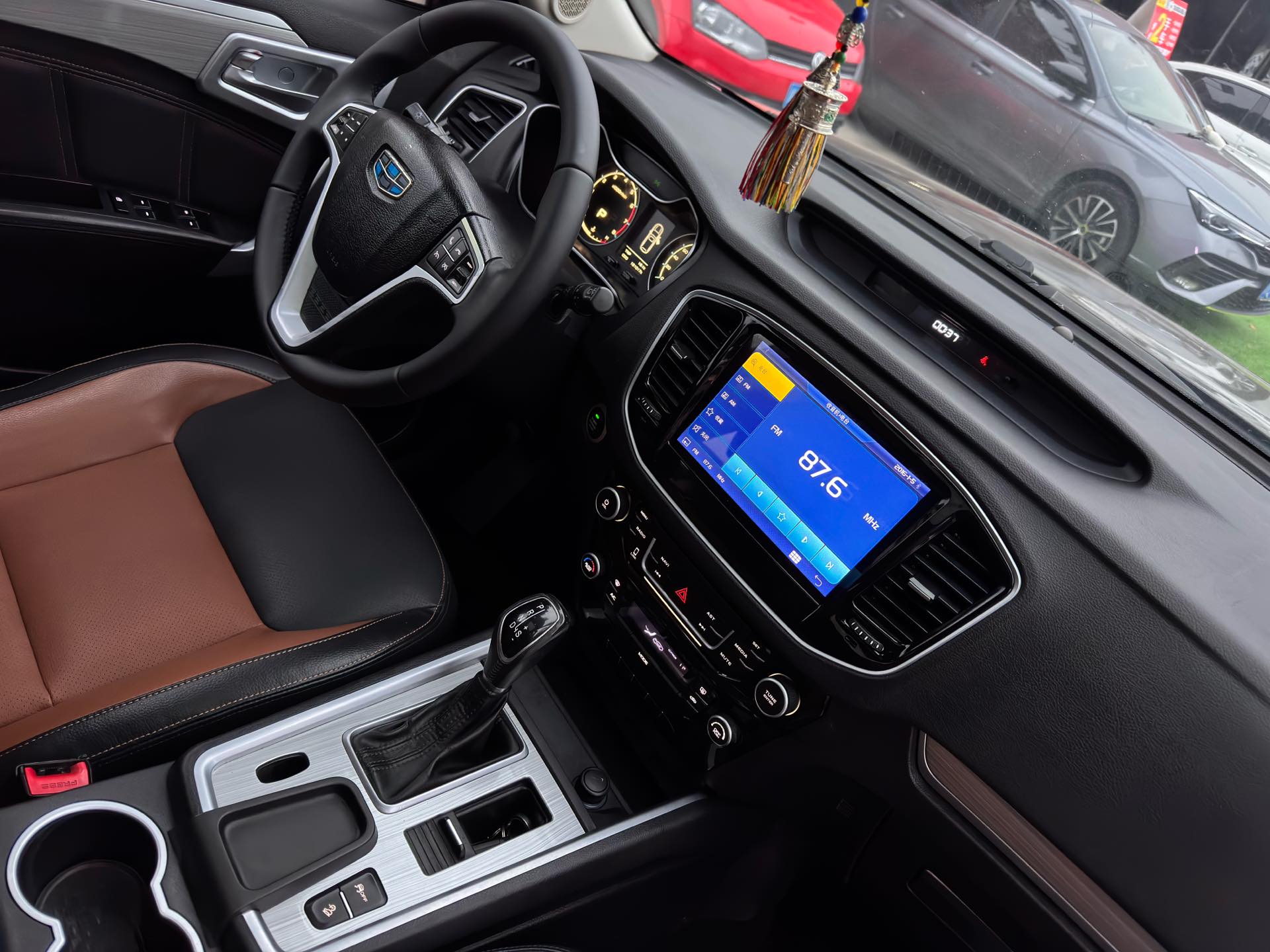 Geely 2016 Vision SUV (X6) 1.3T CVT Luxury
