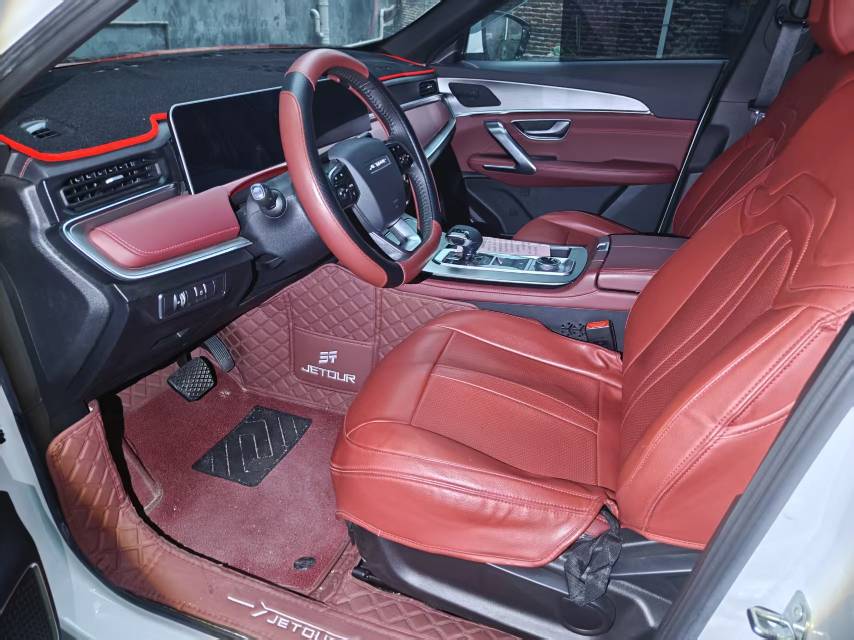 JETOUR 2024 X70 PLUS 1.5T Champion Edition PRO 7-Seater