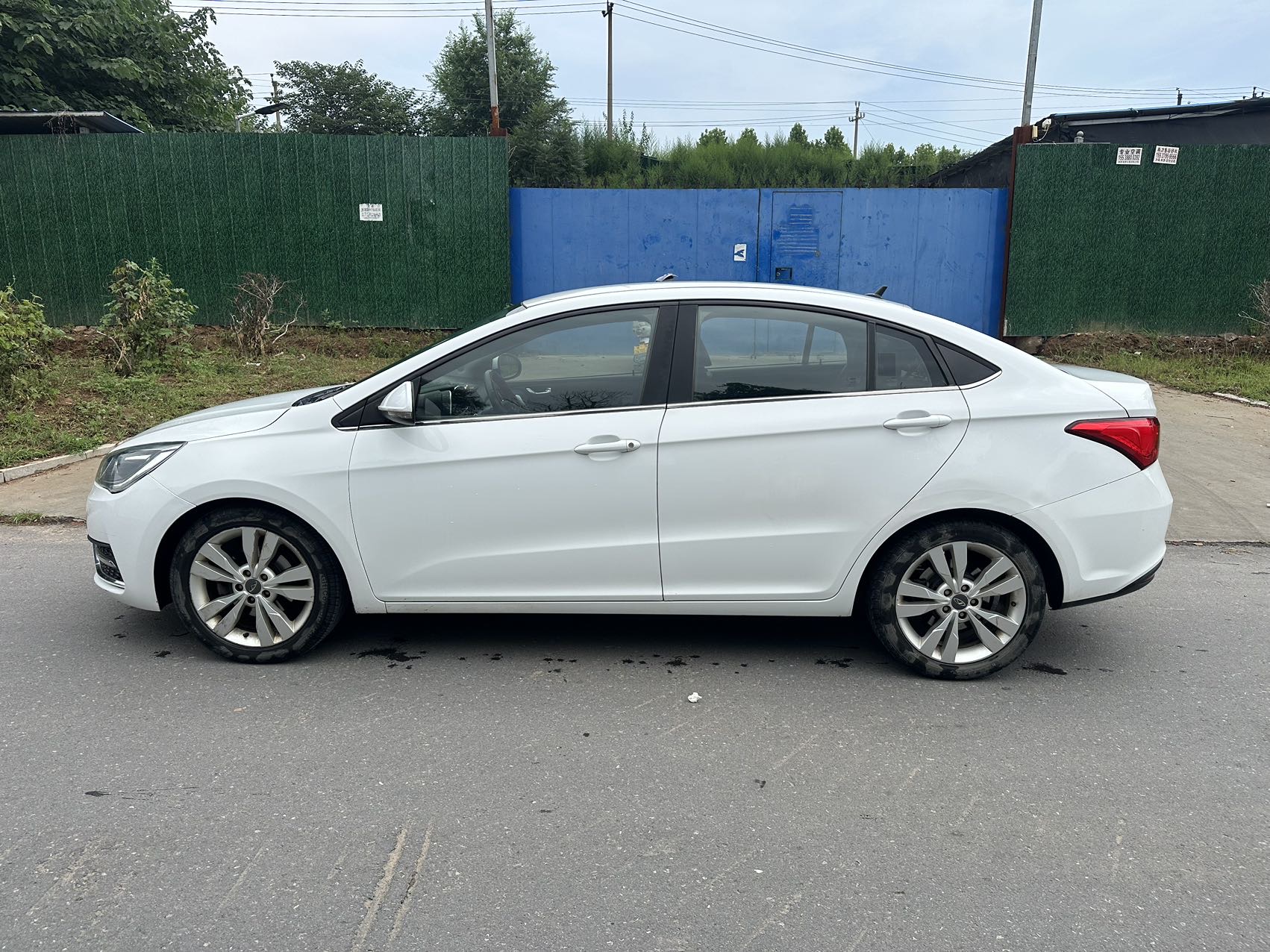 Chery 2017 Arrizo 5 1.5 Leading Trend Edition