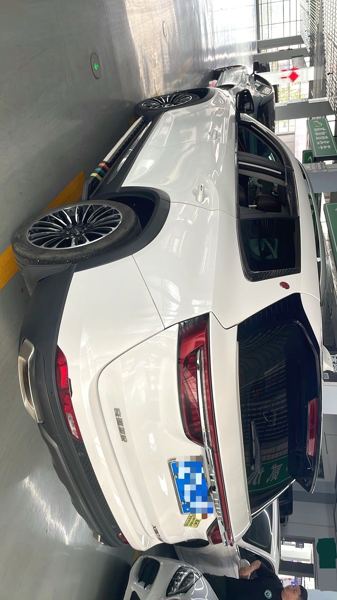 JETOUR 2021 X90 PLUS 1.6TD Manor 5-Seater