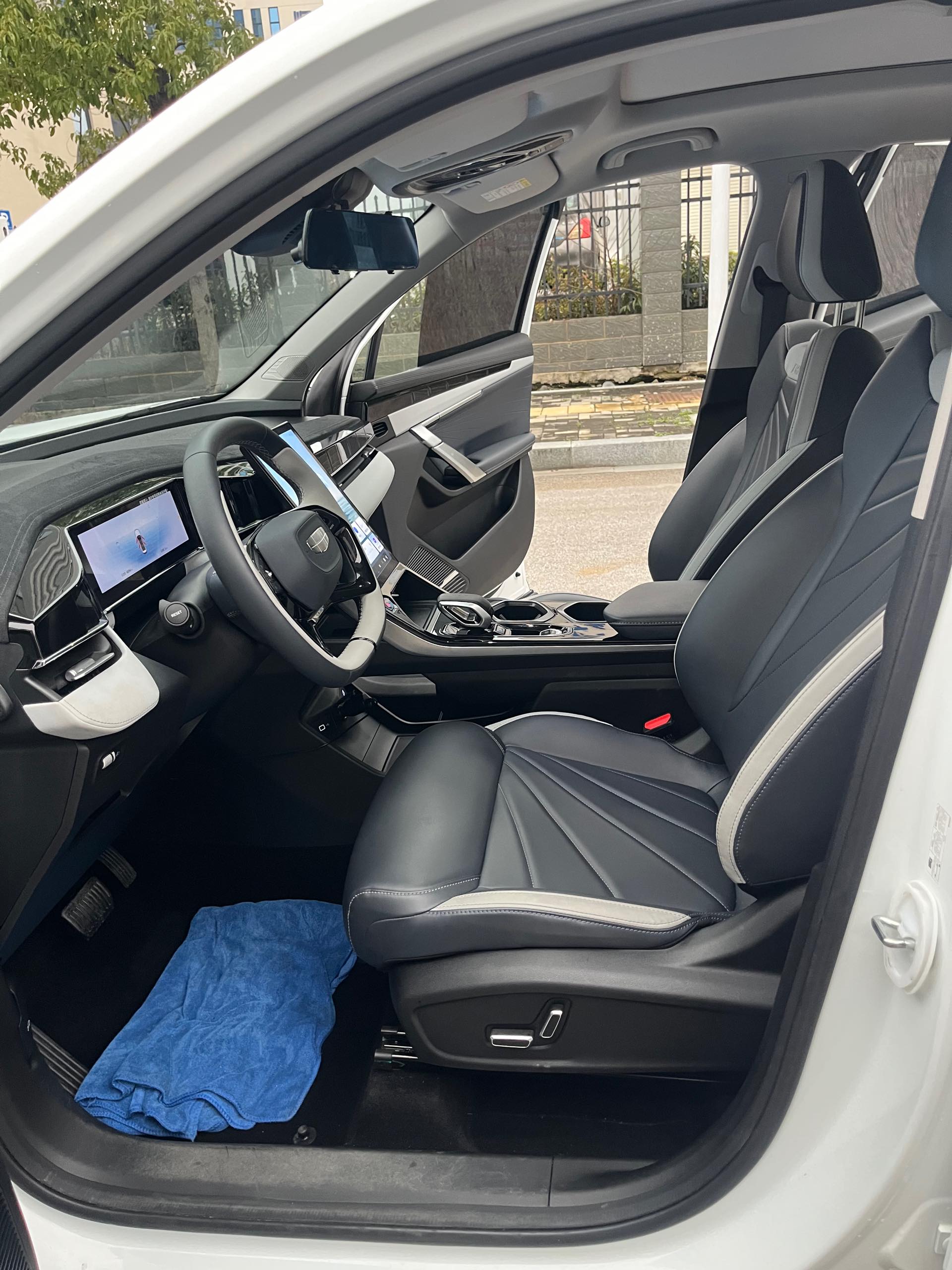 Geely 2024 Boyue L 1.5TD Premium