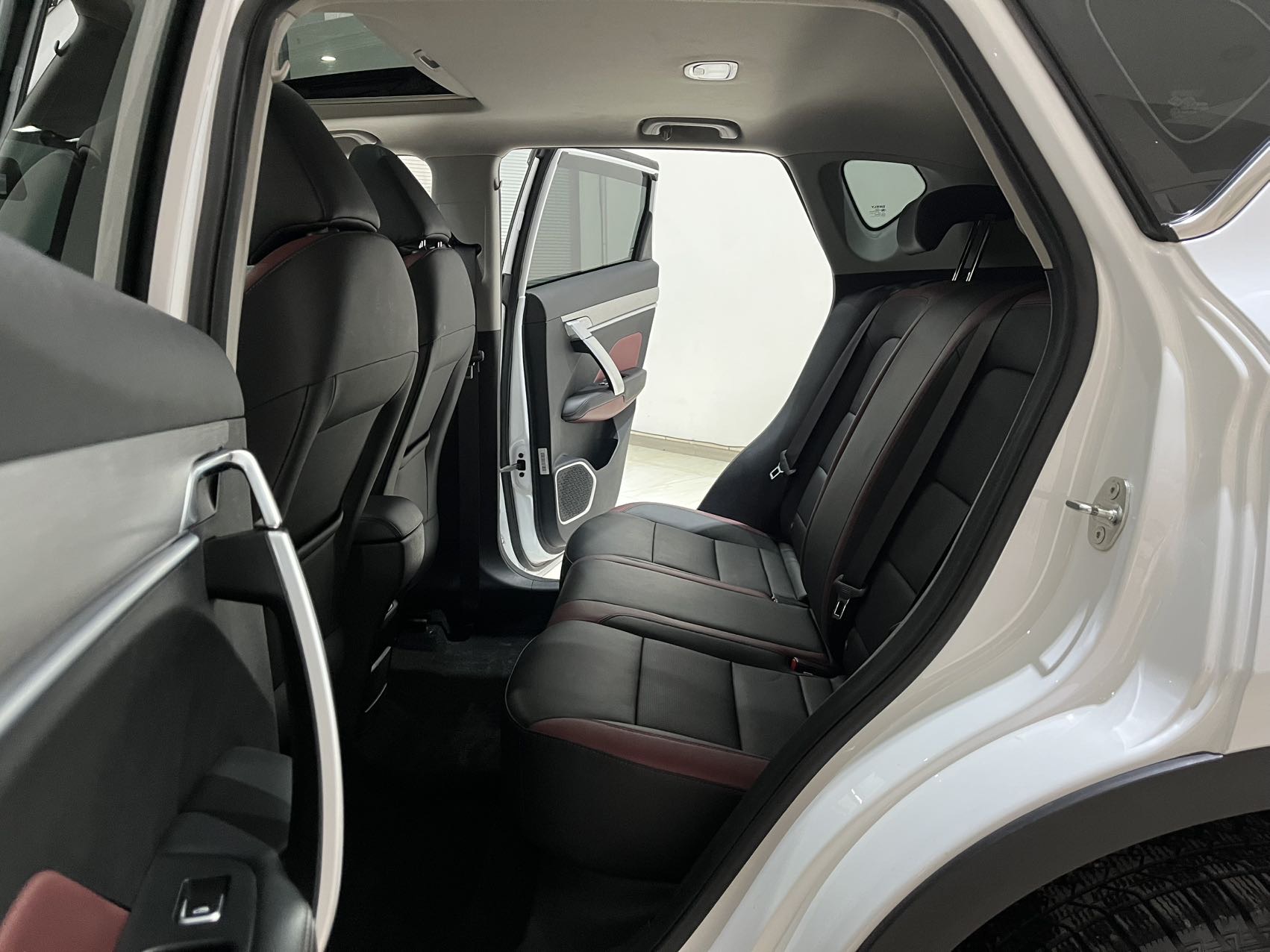Geely 2021 Coolray 1.4T Platinum Edition