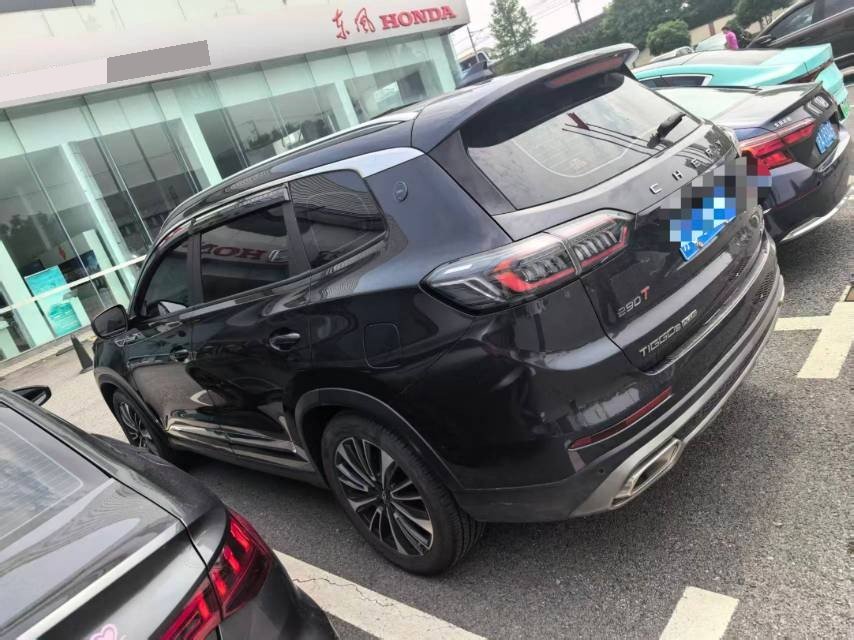 奇瑞 2024款 瑞虎8 PLUS 1.6TGDI 290TGDI 冠军版豪情版5座