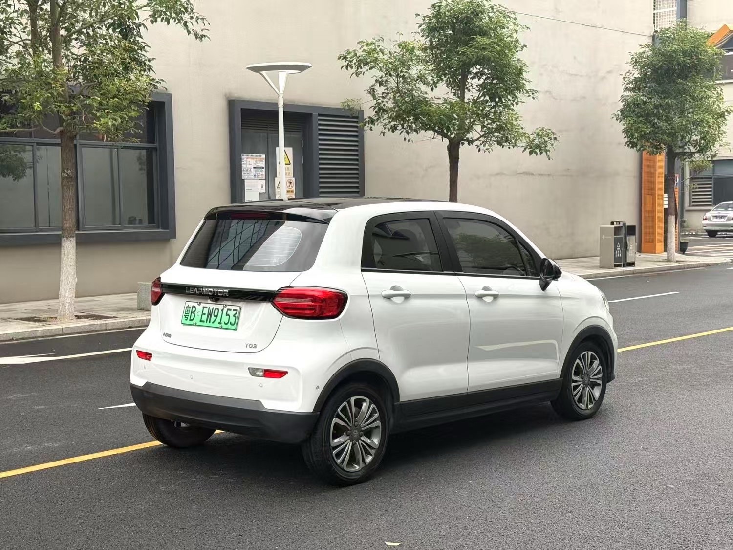 Leapmotor 2021 T03 400 Luxury Edition