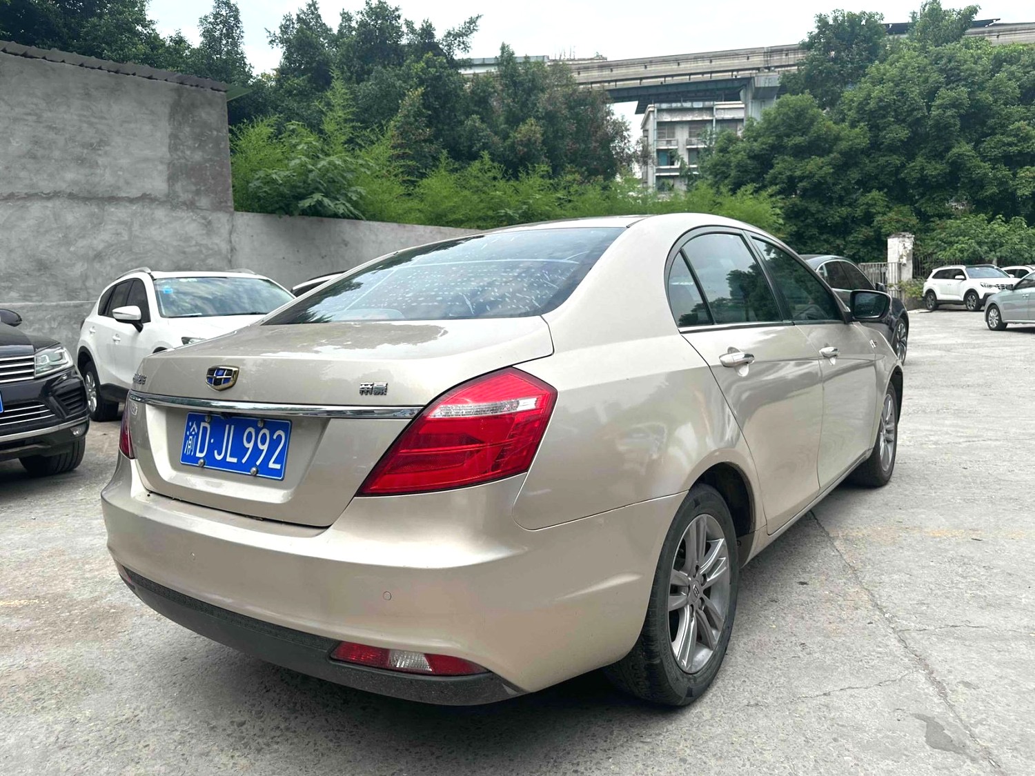 Geely 2017 Emgrand Sedan 1.5 CVT Million Edition Upward
