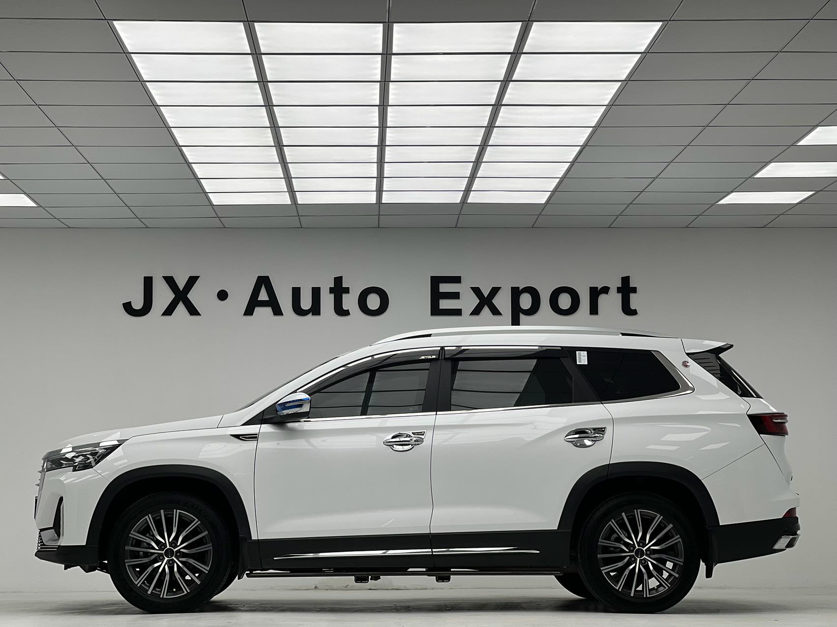 JETOUR 2021 X90 PLUS 1.5T Fudi 7-Seater