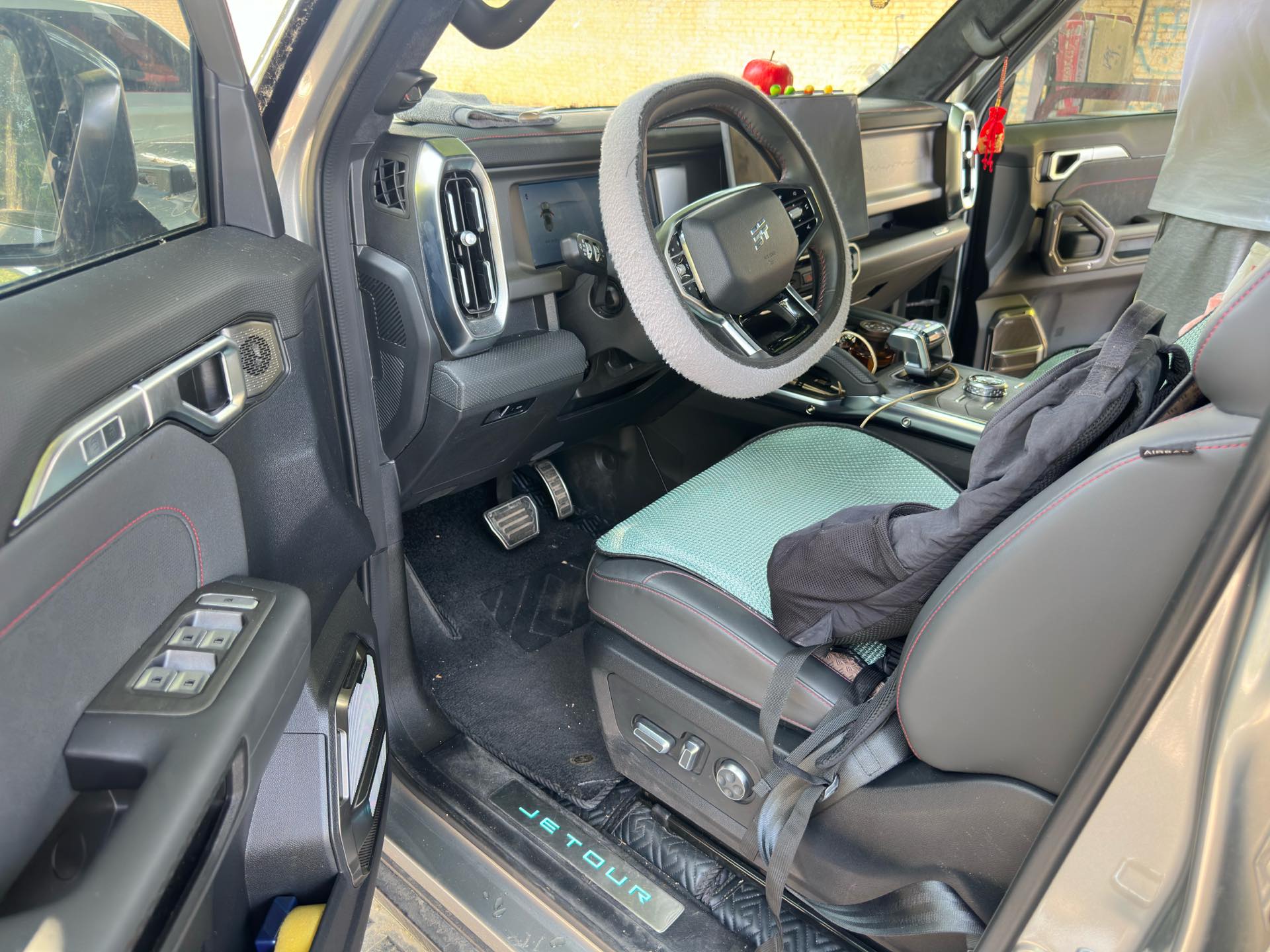 JETOUR 2023 Traveler 2.0T 4WD Conquest PRO