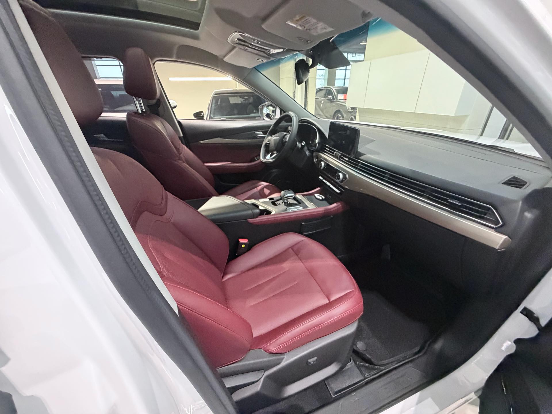 JETOUR 2023 X70 1.5T Beyond PRO 7-Seater