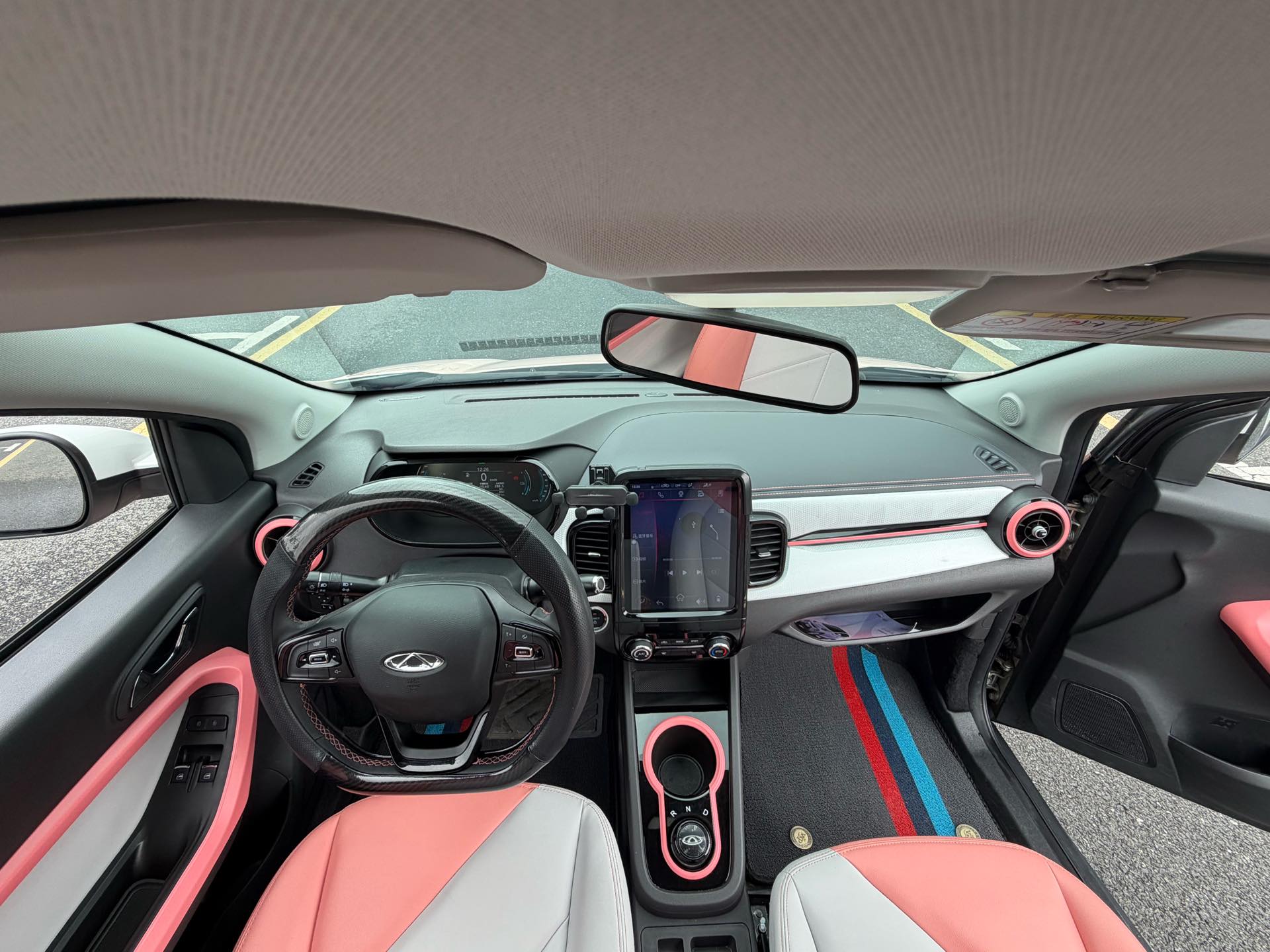 奇瑞 2022款 eQ1 甜粉款 半糖版 磷酸铁锂 30kW 301km(改款)