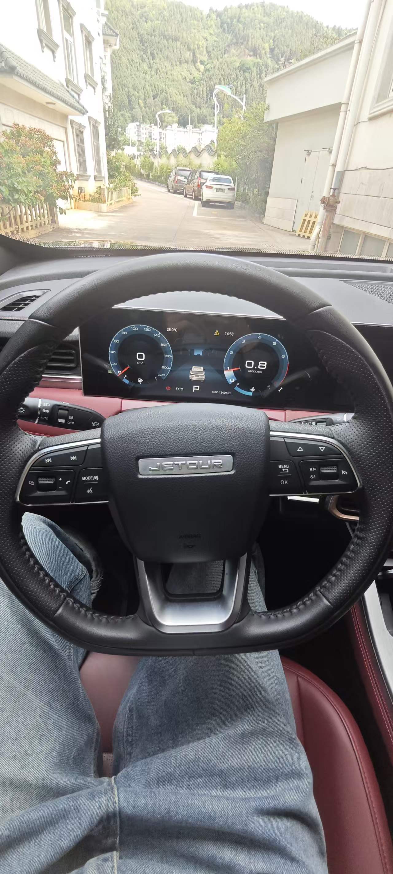 JETOUR 2024 X70 PLUS 1.5T Champion Edition PRO 7-Seater