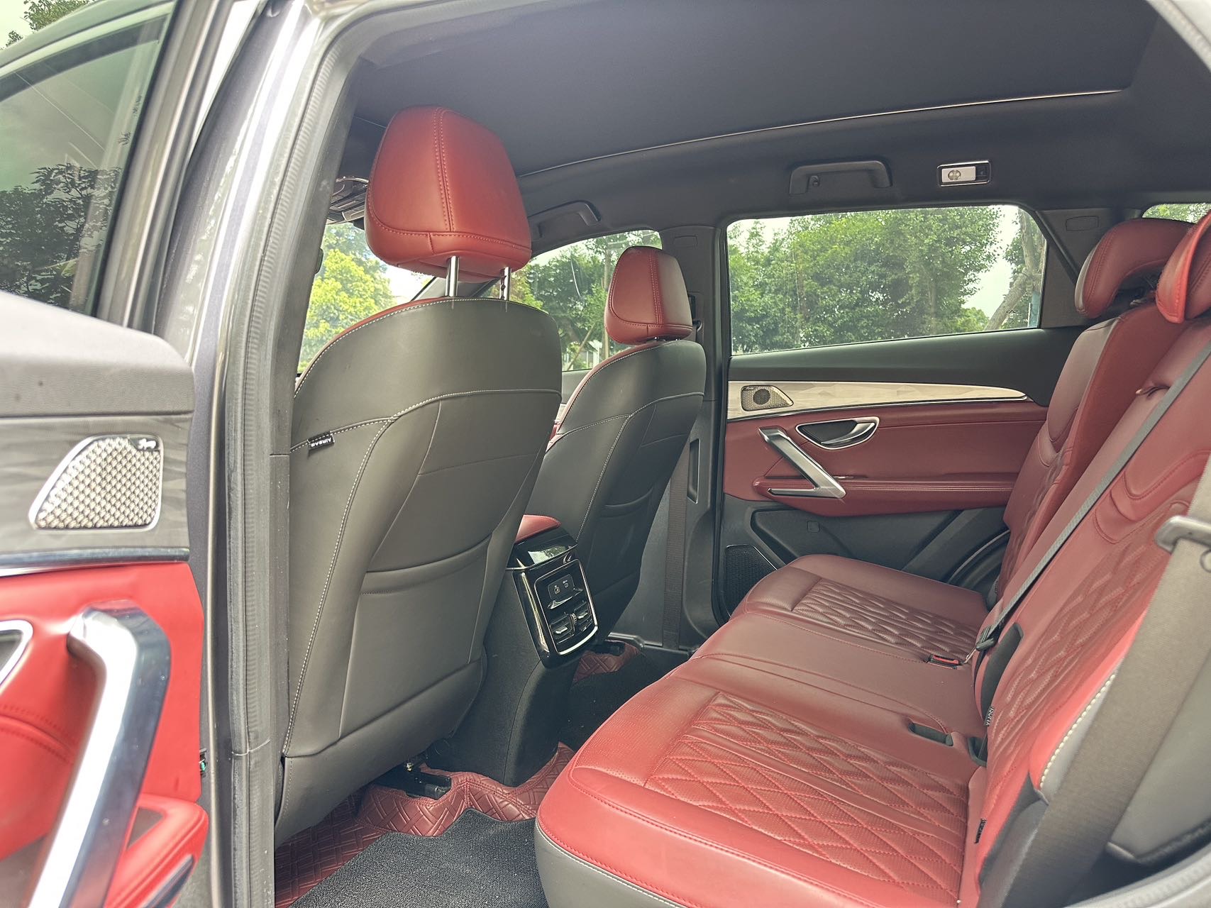 JETOUR 2023 X70 PLUS 1.6T Stronger PRO+ 5-Seater