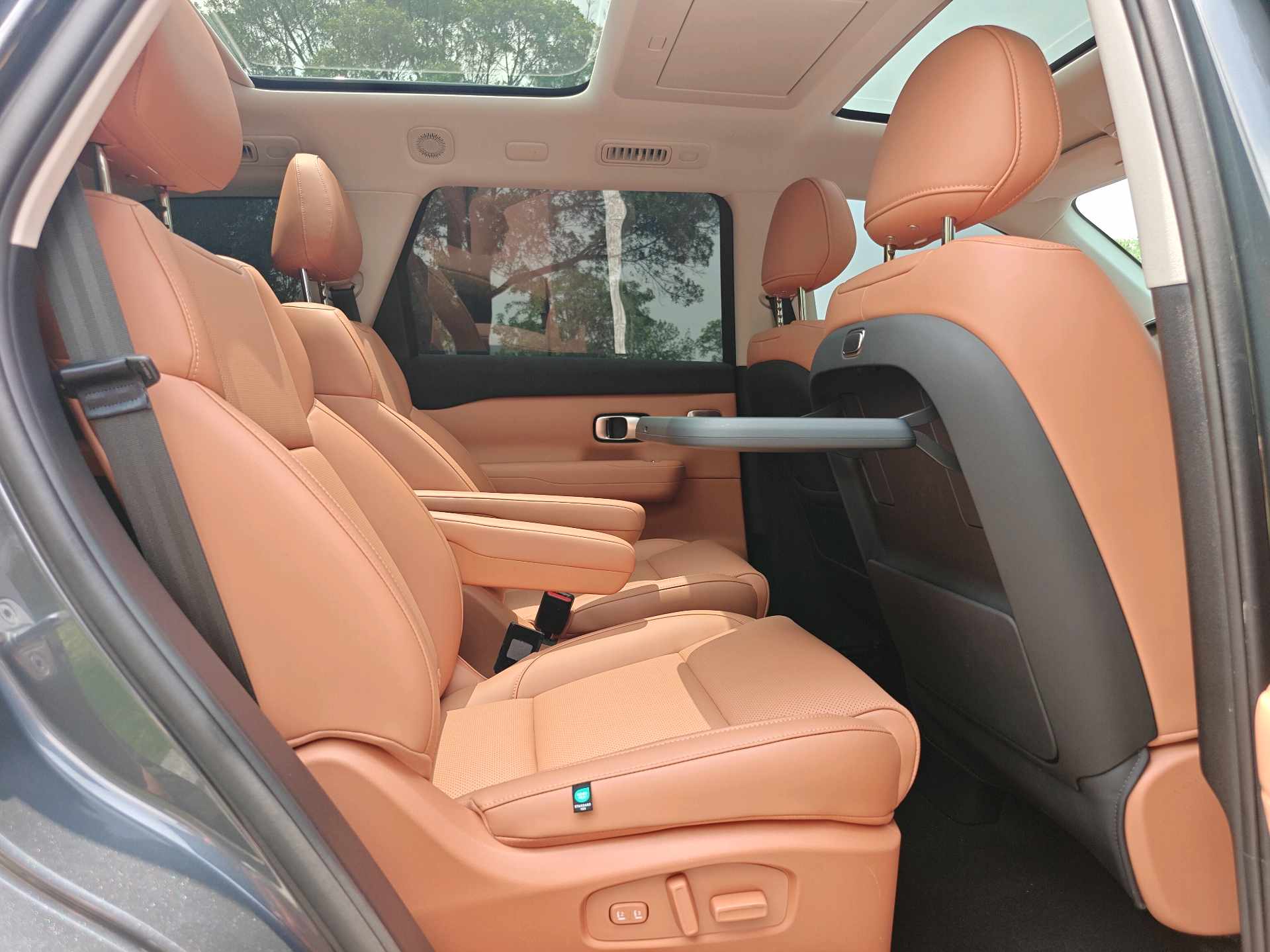 Leapmotor 2024 C16 200 Deluxe Edition