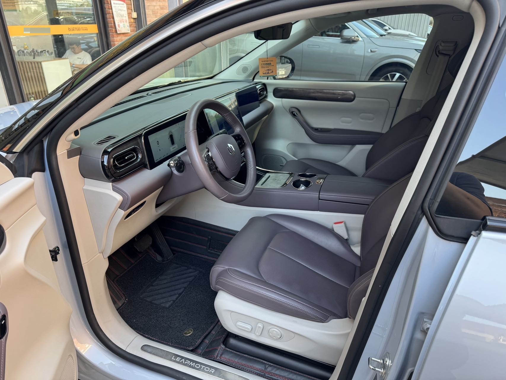 Leapmotor 2023 C11 300 Smart Edition