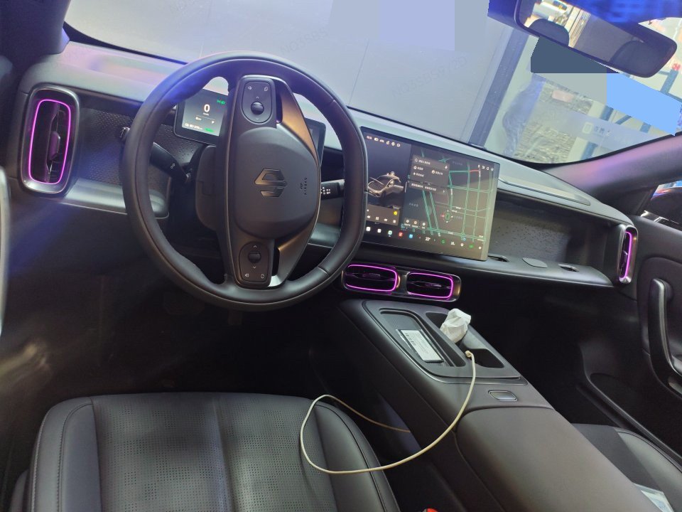 零跑 2026款 Lafa5 605 Pro