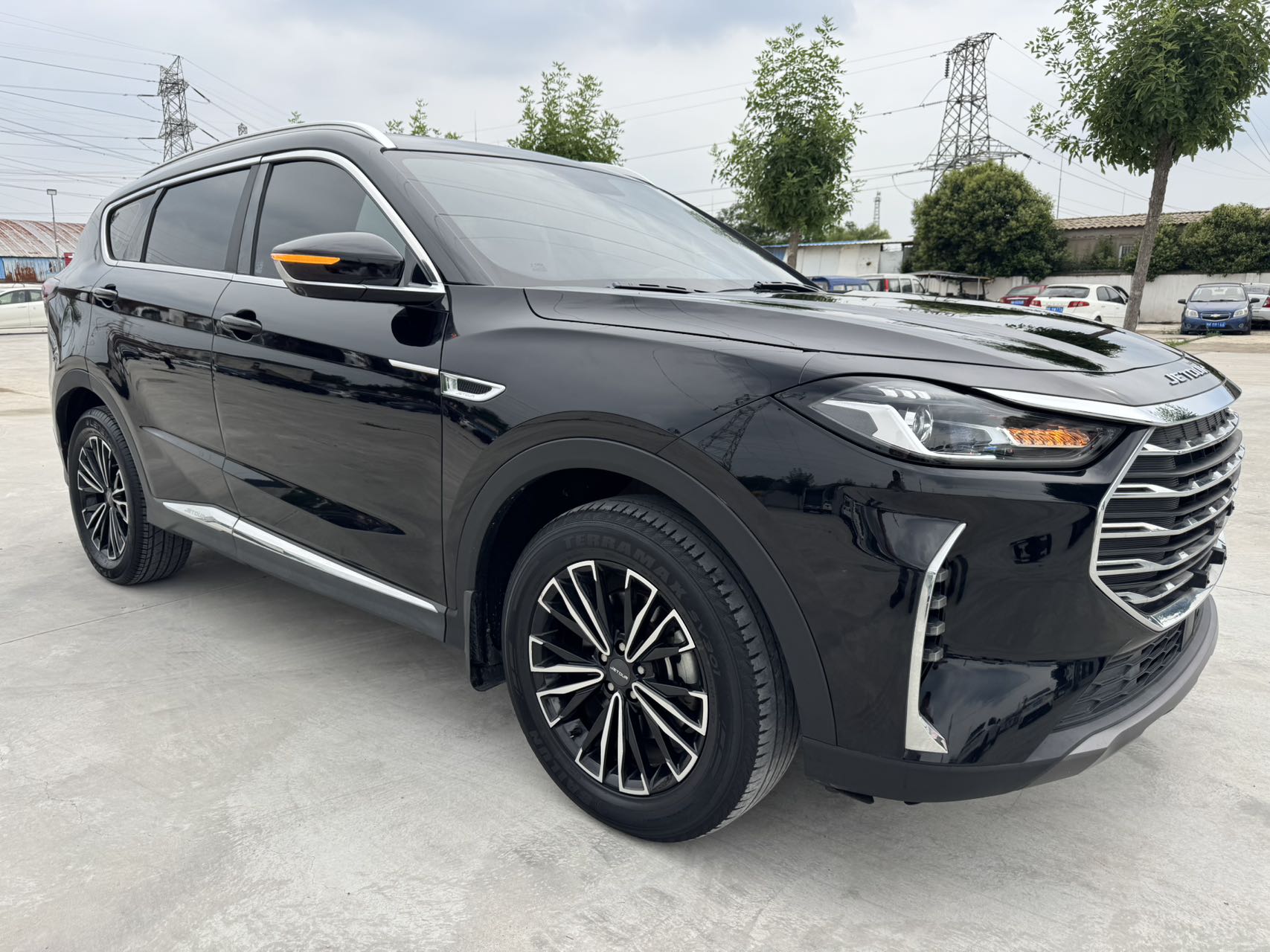 JETOUR 2021 X70 PLUS 1.5T Mountain 7-Seater