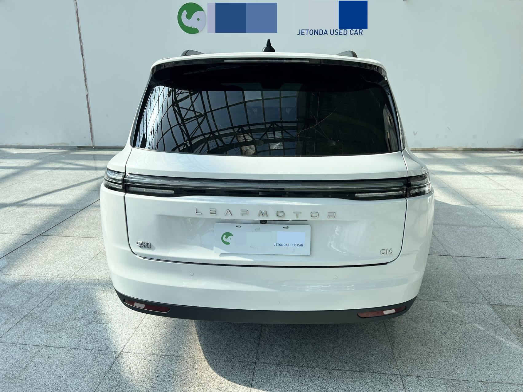 零跑 2024款 C16 200尊享版