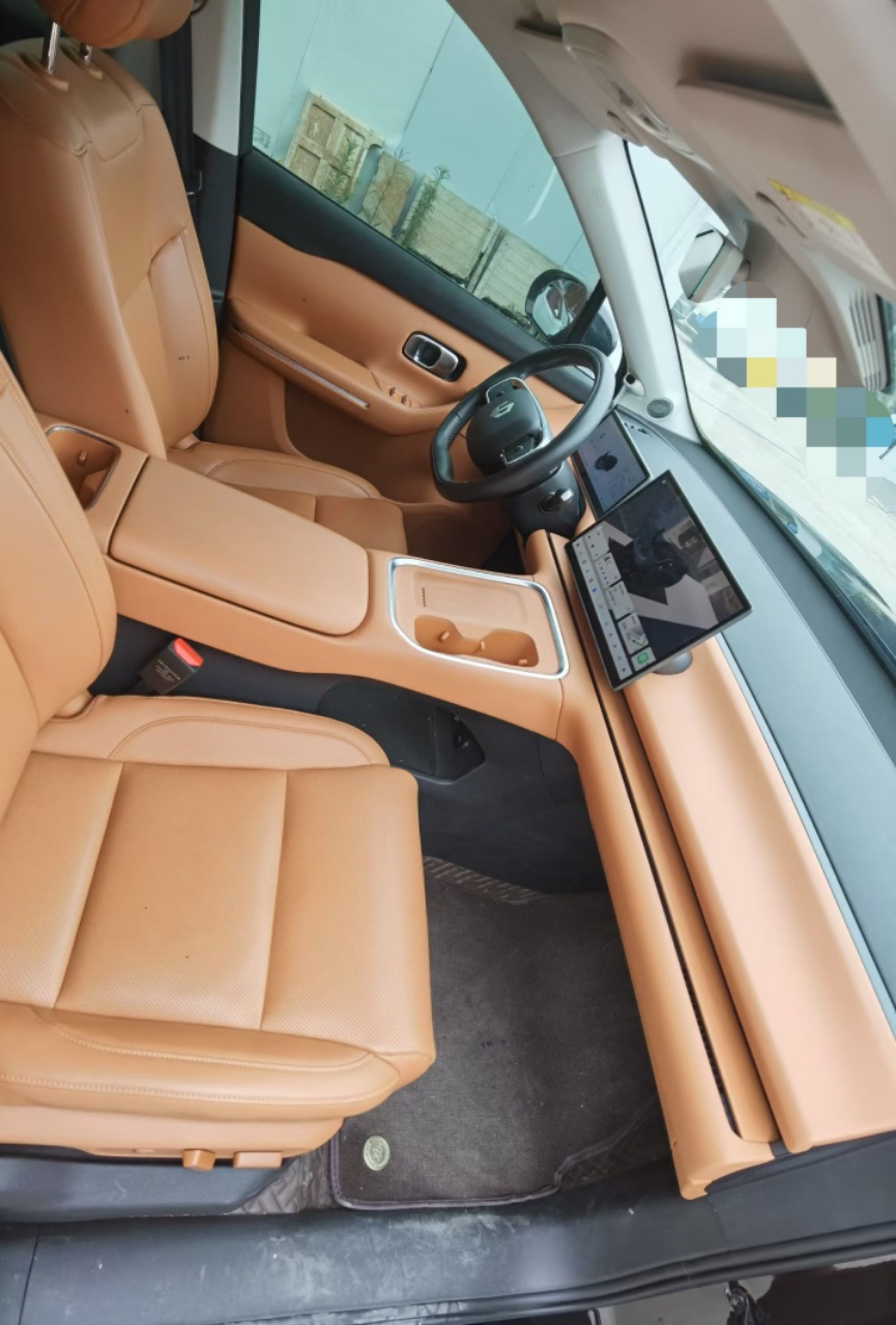 Leapmotor 2026 C16 280 LiDAR Zhizun Edition 6-Seater