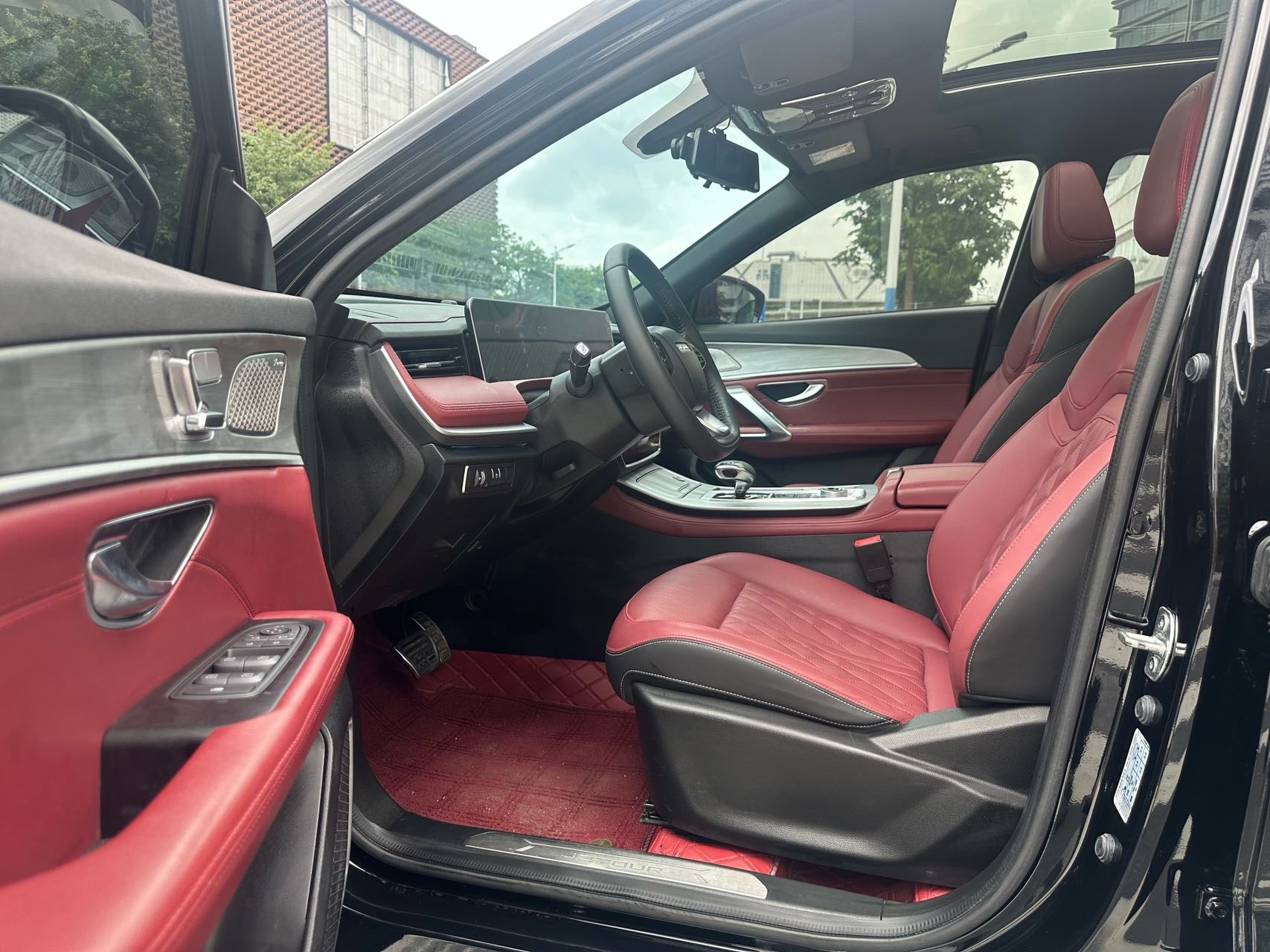 JETOUR 2023 X70 PLUS 1.5T Yongzhe PLUS 5-Seater