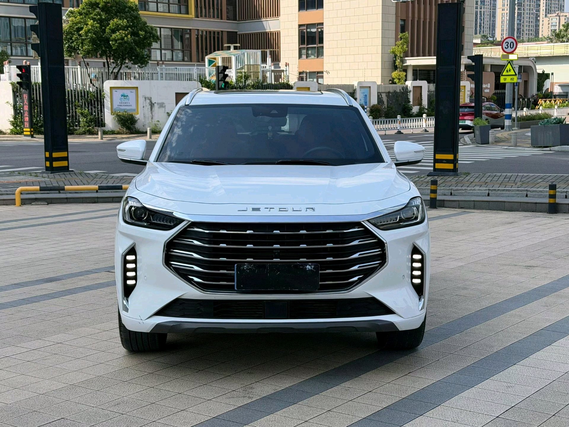 JETOUR 2021 X70 PLUS 1.6T Di PRO 7-Seater
