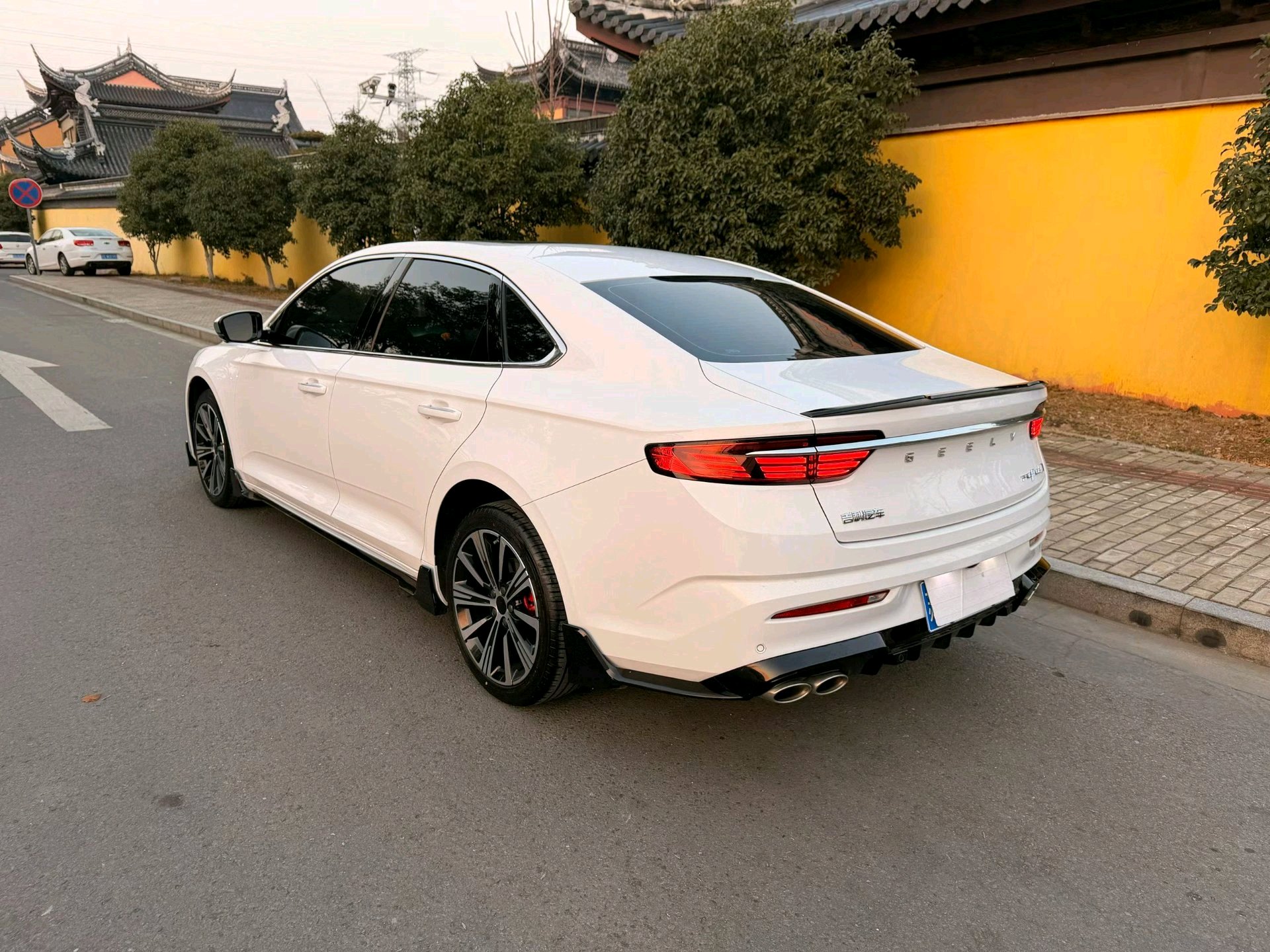 Geely 2025 Xingrui 1.5TD Dongfangyao Kunlun Edition
