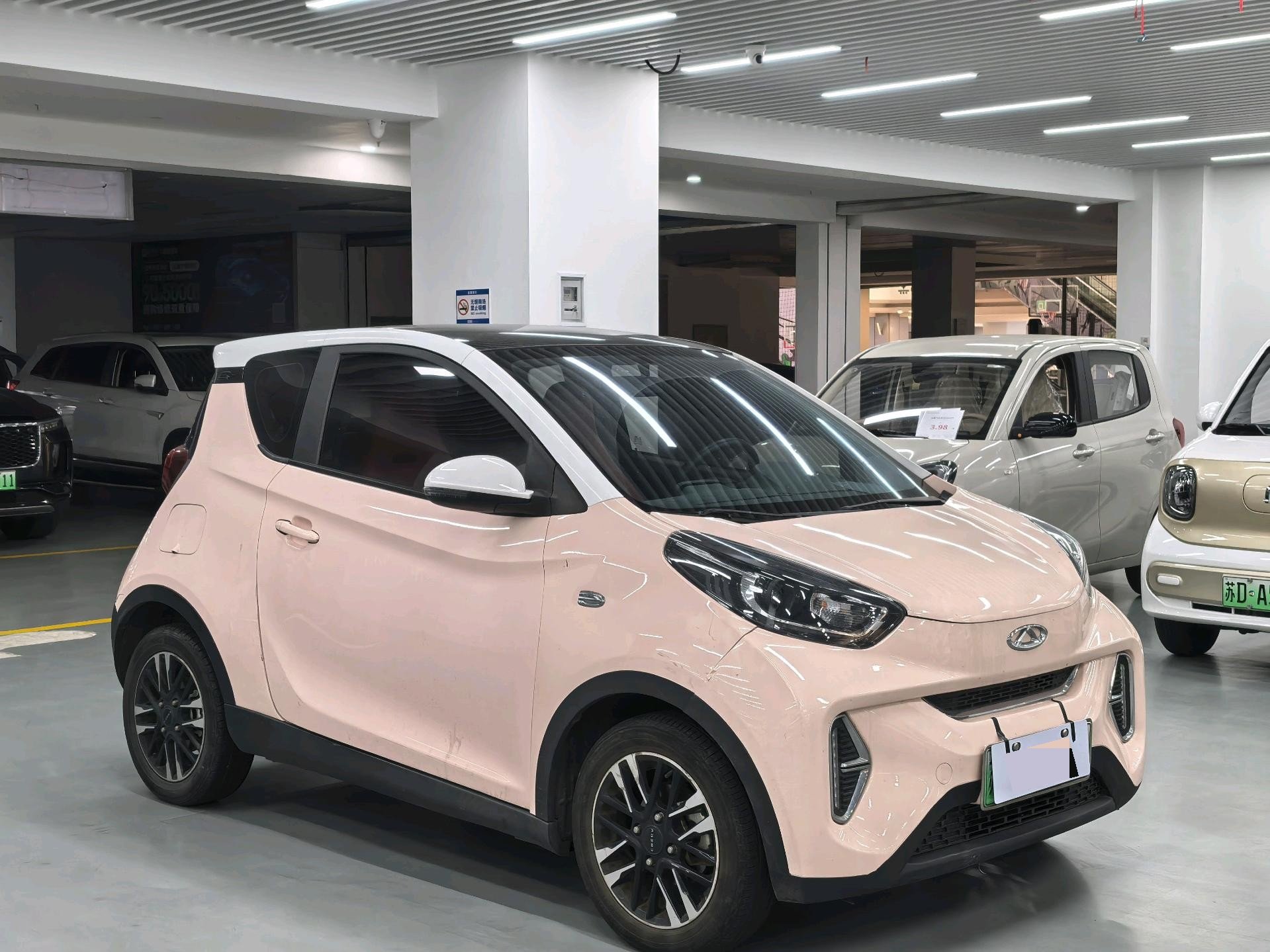 奇瑞 2022款 eQ1 甜粉款 微糖版 磷酸铁锂 30kW 301km(改款)