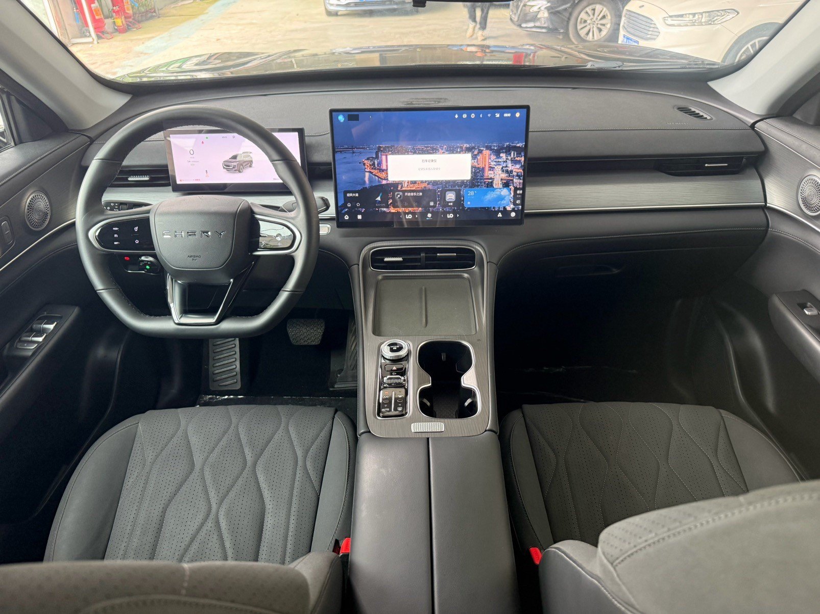奇瑞 2025款 瑞虎8 PLUS 1.6TGDI 290TGDI 舒适型