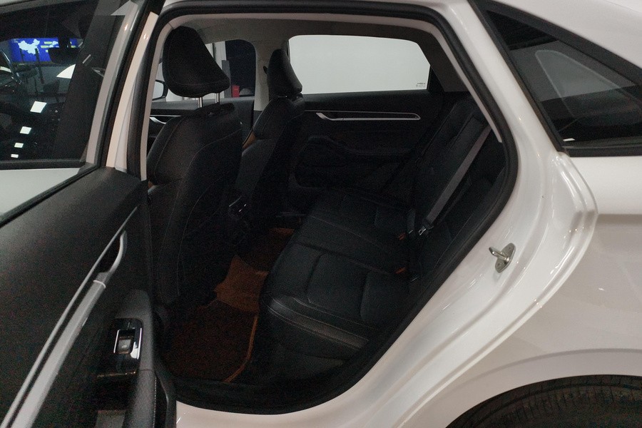 Geely 2025 Emgrand Sedan 1.5 Xingyao Edition