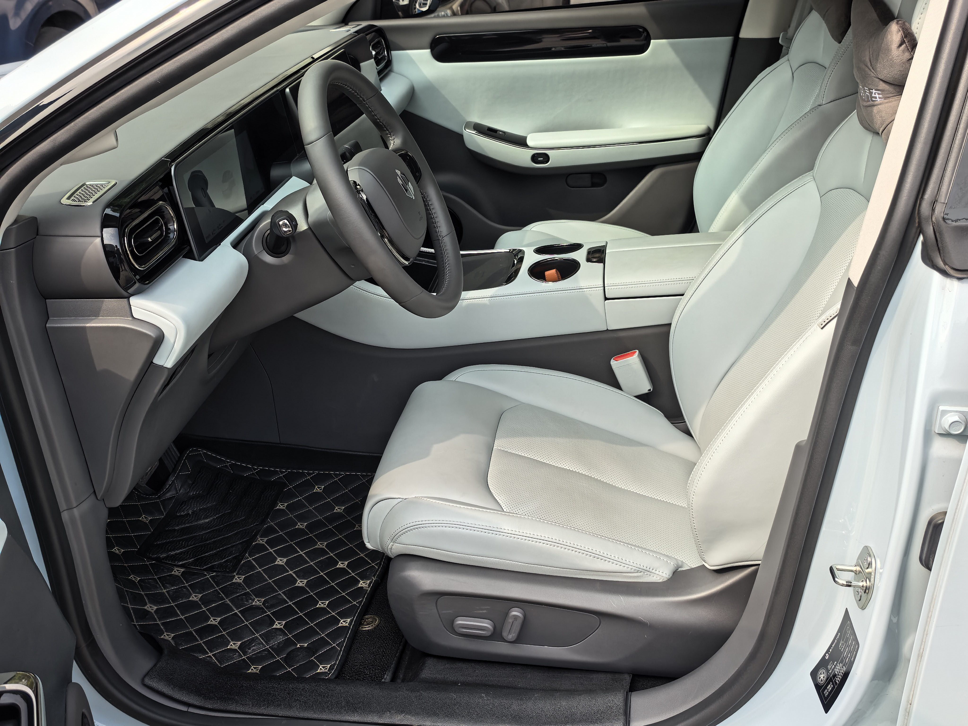 Leapmotor 2024 C01 216 Premium Edition