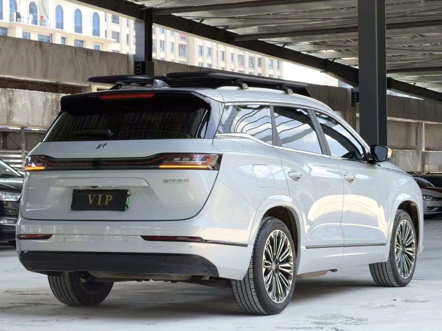 JETOUR 2025 Shanhai L9 1.5TD Luxury 7-Seater