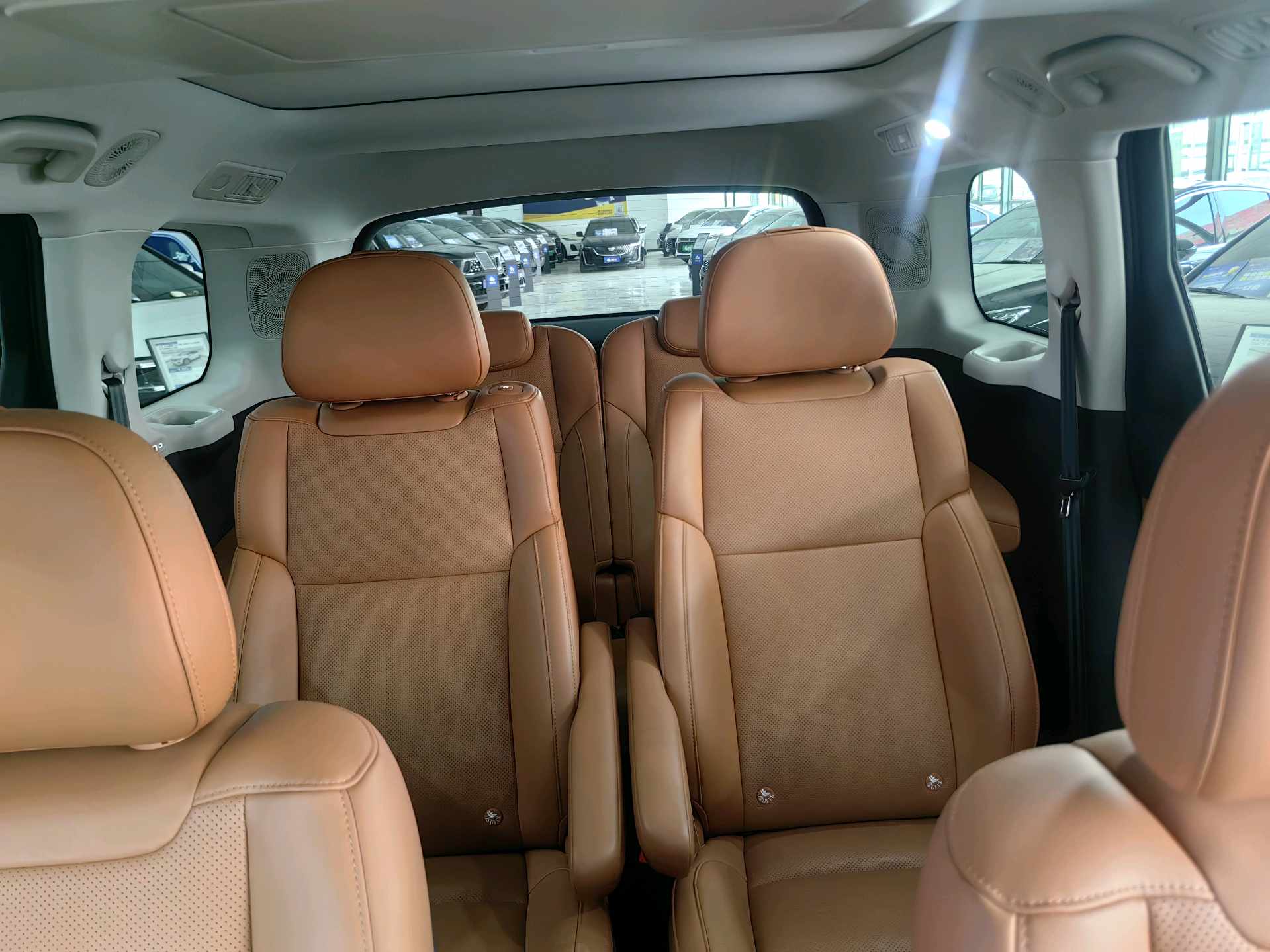 Leapmotor 2026 C16 280 LiDAR Zhizun Edition 6-Seater