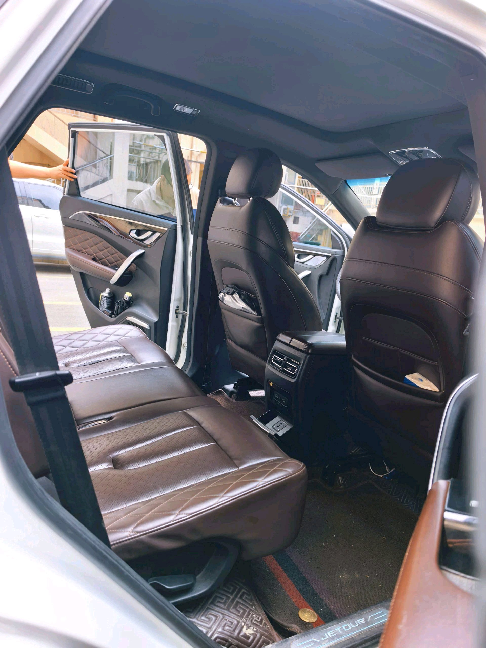JETOUR 2020 X95 1.6T Exploration Pro 7-Seater