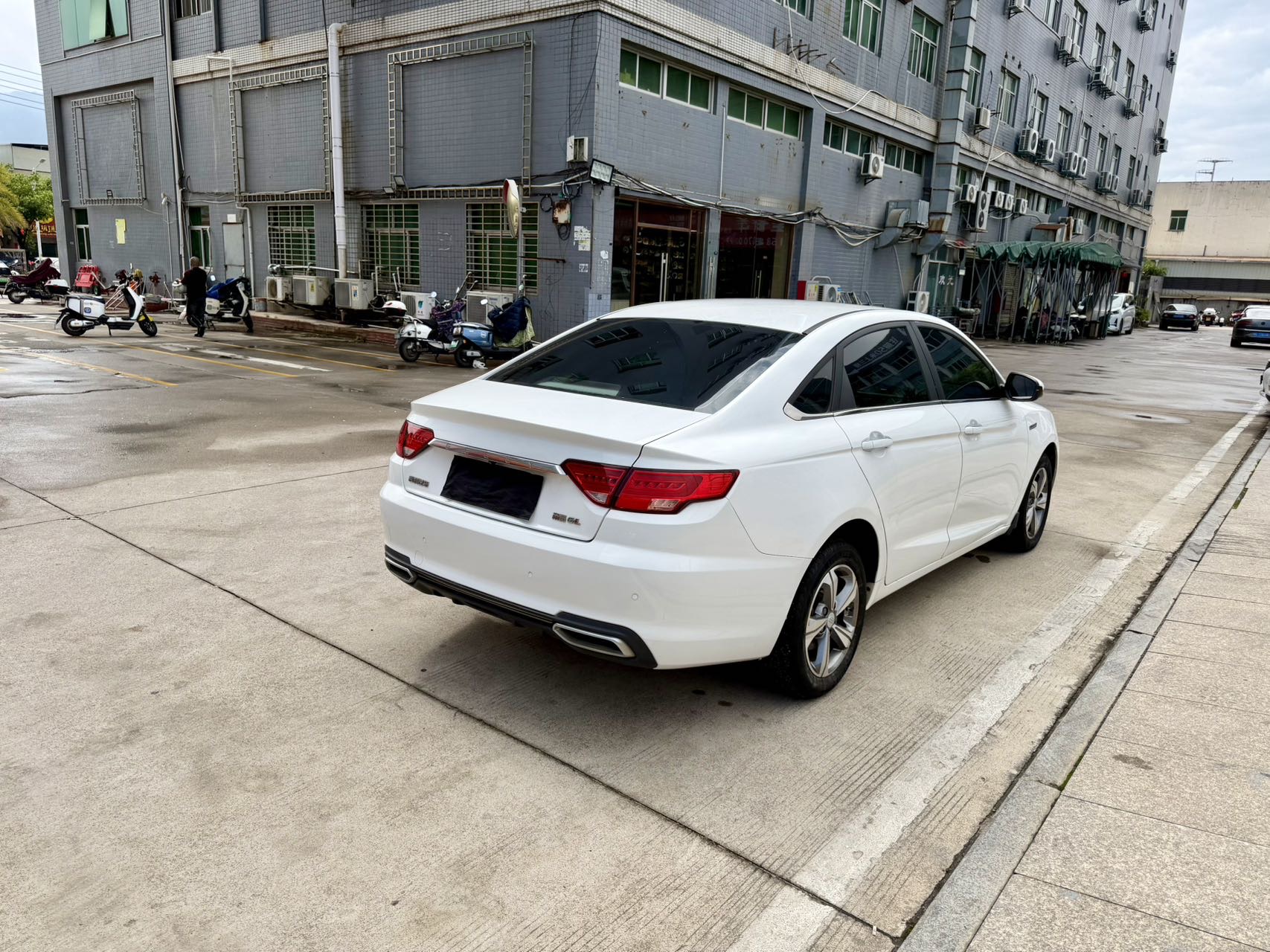 吉利 2018款 帝豪GL 1.4T 精英智联型