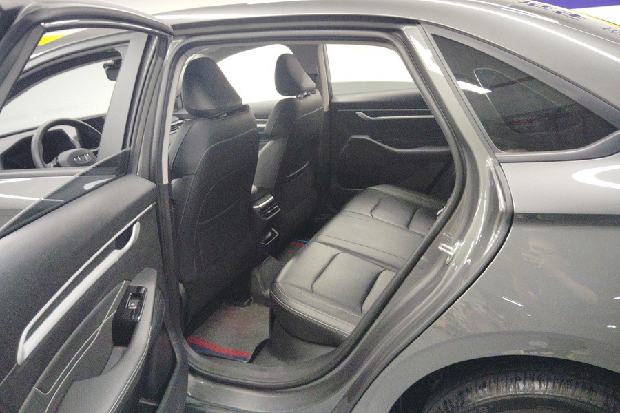 Geely 2025 Emgrand Sedan 1.5 CVT Longteng Edition