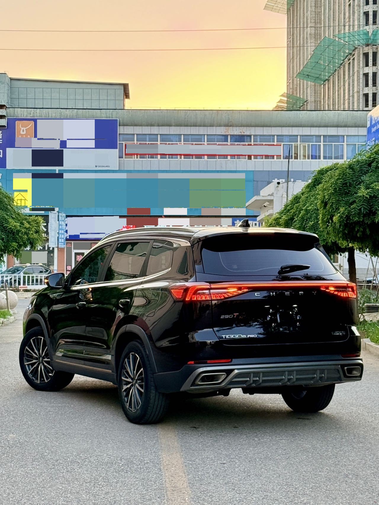 奇瑞 2022款 瑞虎8 PRO 1.6T 290T 两驱浩瀚版5座
